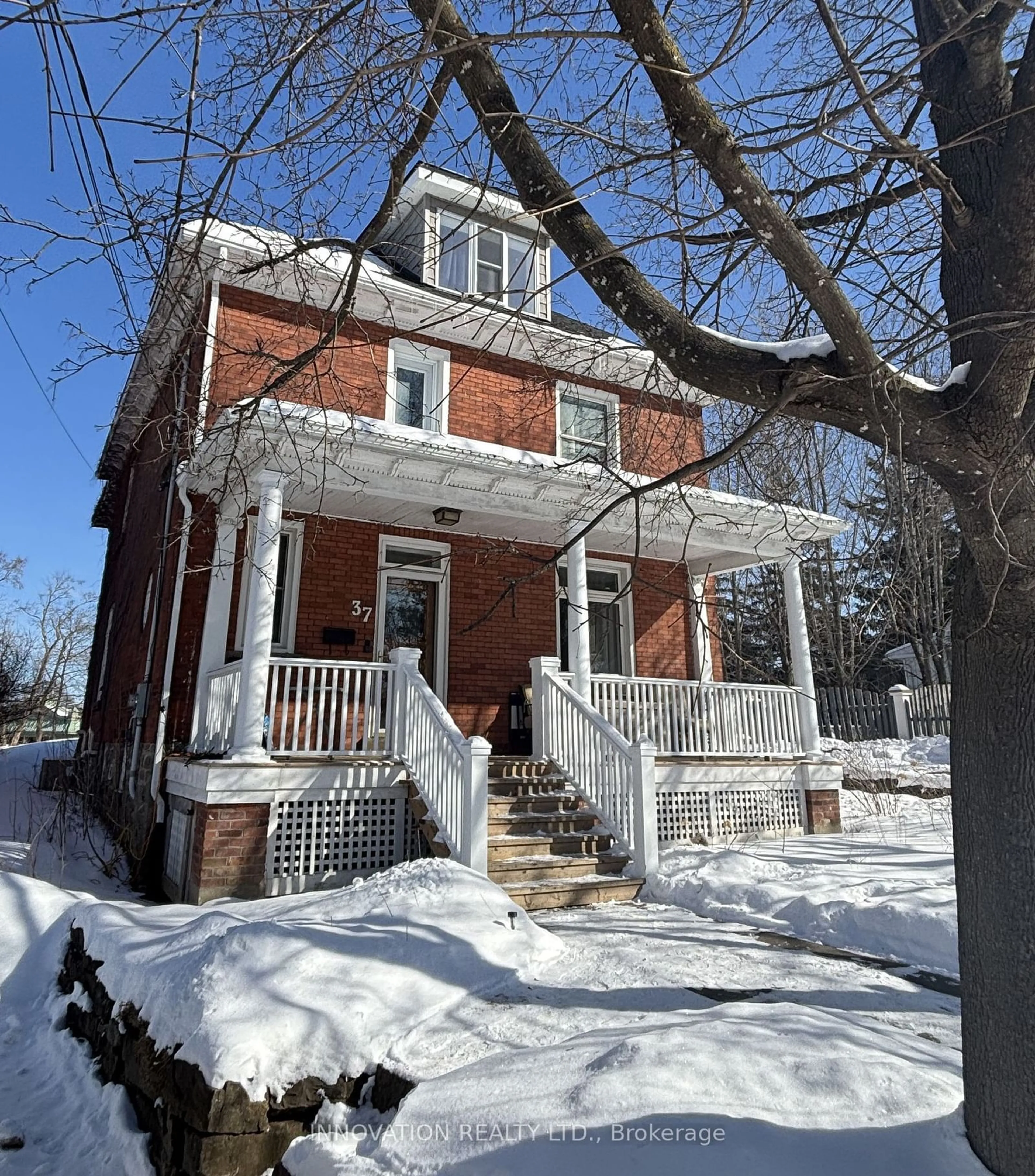 Home with brick exterior material, street for 37 MCARTHUR Ave, Carleton Place Ontario K7C 2W1