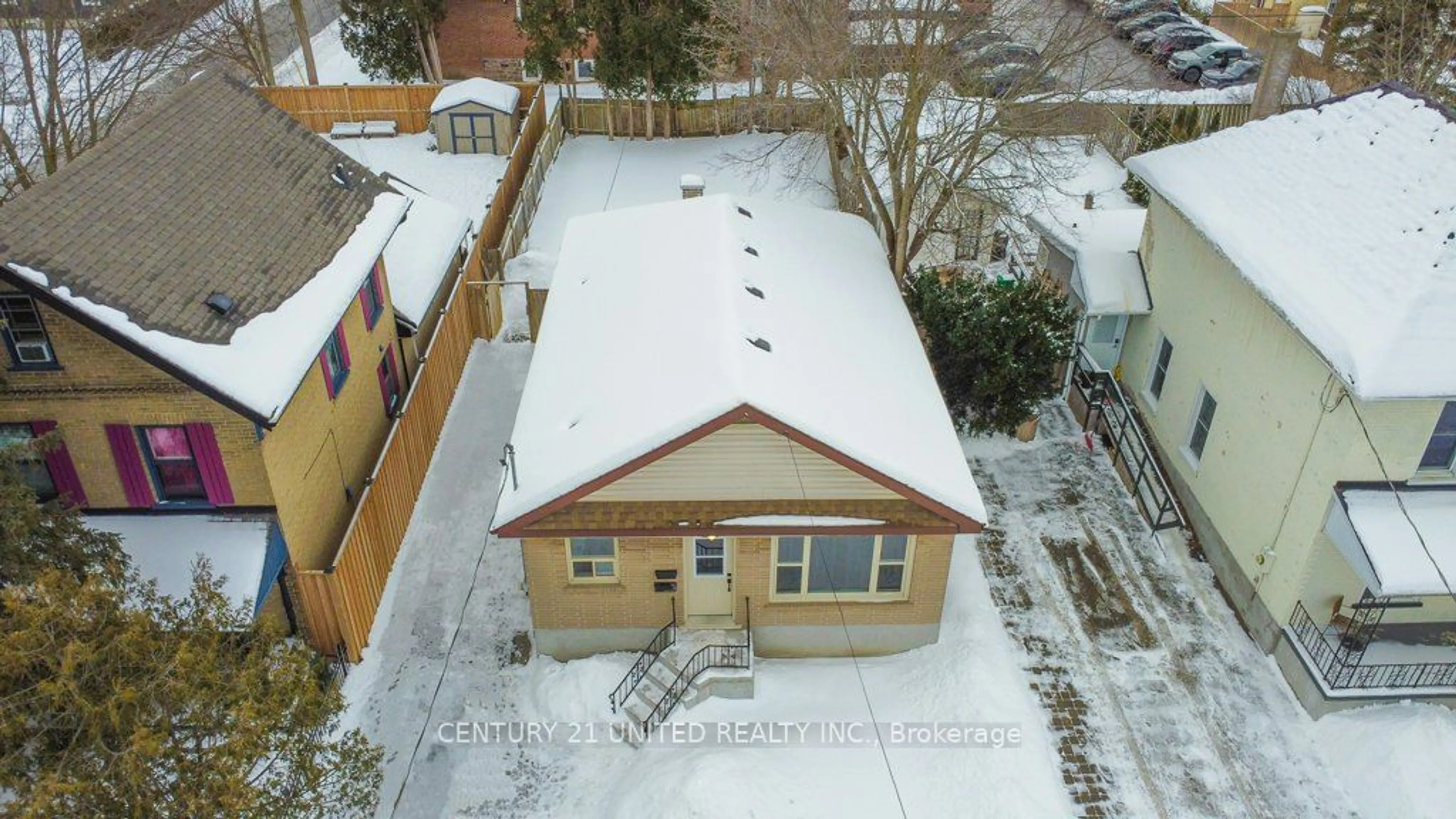 A pic from outside/outdoor area/front of a property/back of a property/a pic from drone, street for 251 Mcgill St, Peterborough Ontario K9J 1W4