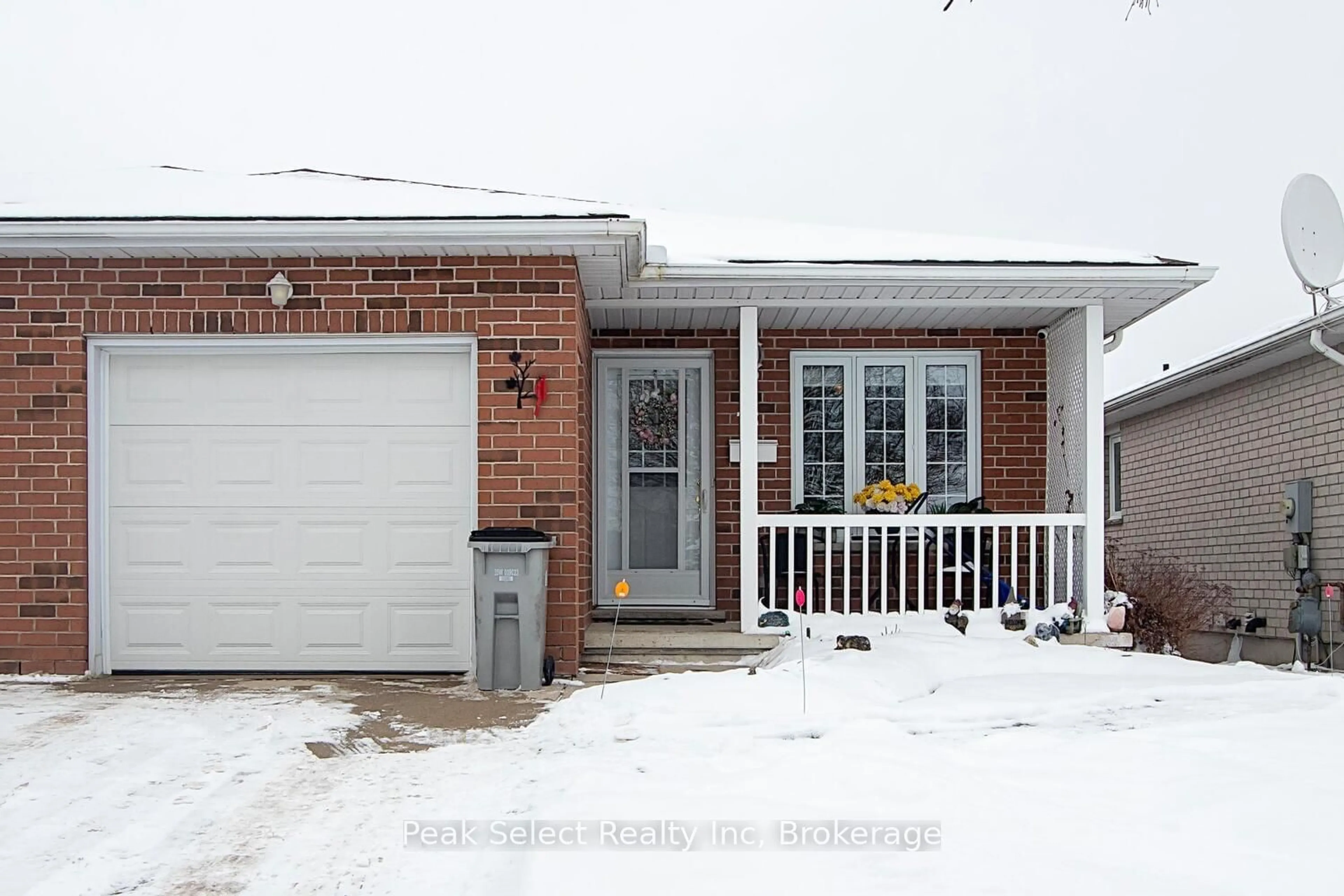 Unknown for 73 Ann St, St. Marys Ontario N4X 1C8