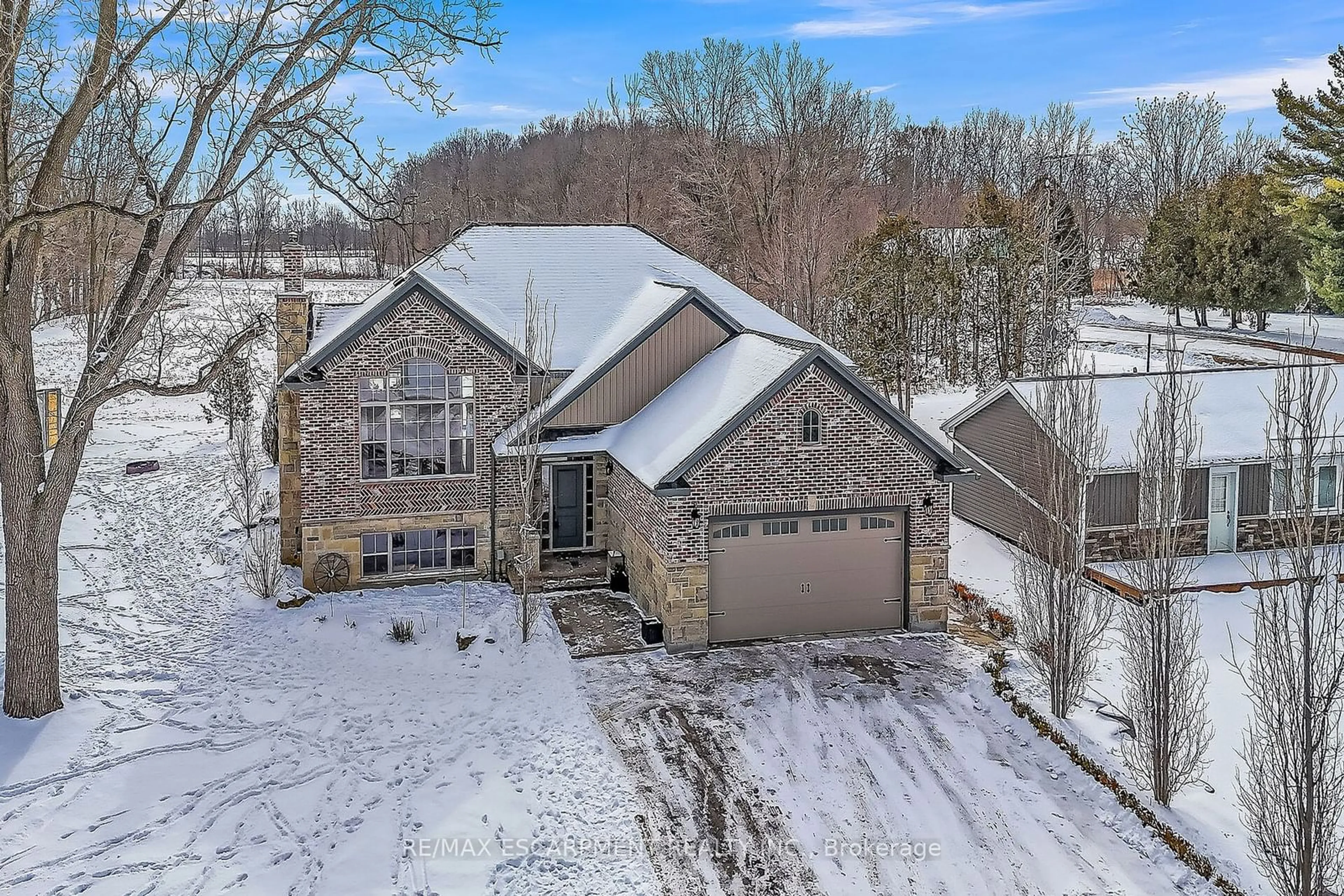 A pic from outside/outdoor area/front of a property/back of a property/a pic from drone, street for 466 Conc 14 Walpole Rd, Haldimand Ontario N0A 1H0