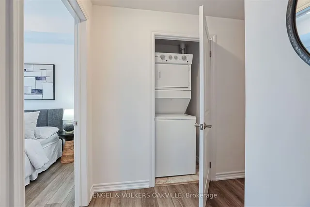 Additional property image - 460 Dundas St Unit 611