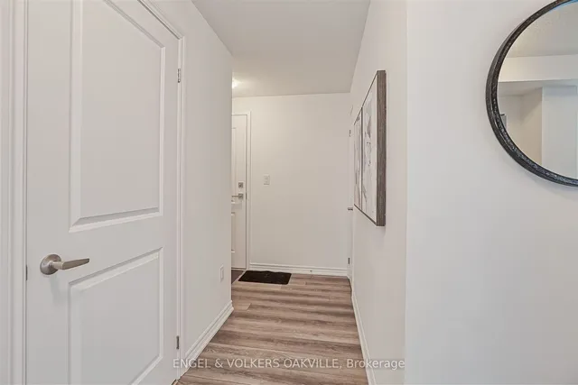 Additional property image - 460 Dundas St Unit 611
