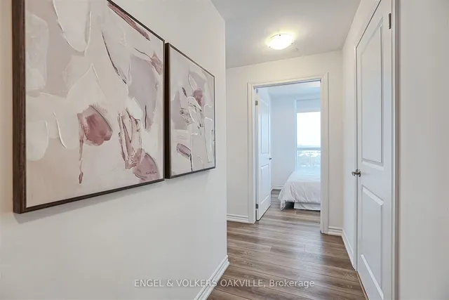 Additional property image - 460 Dundas St Unit 611