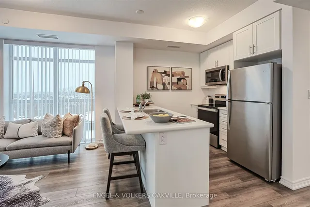 Additional property image - 460 Dundas St Unit 611
