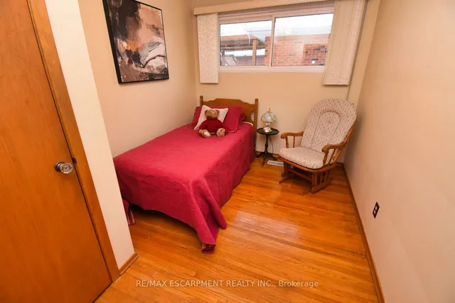 Additional property image - 40 SEELEY Ave