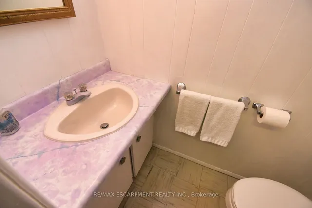 Additional property image - 40 SEELEY Ave