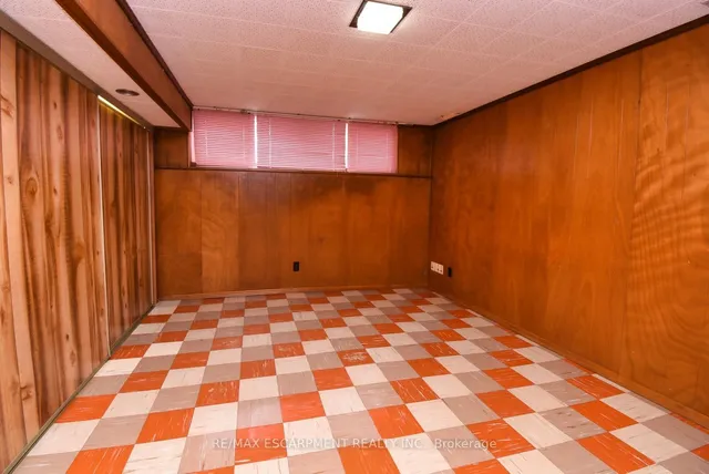 Additional property image - 40 SEELEY Ave