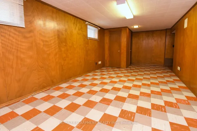 Additional property image - 40 SEELEY Ave