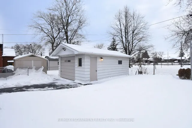 Additional property image - 40 SEELEY Ave