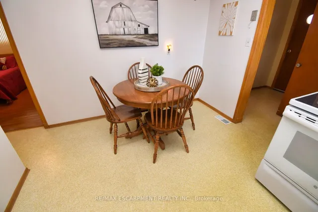 Additional property image - 40 SEELEY Ave