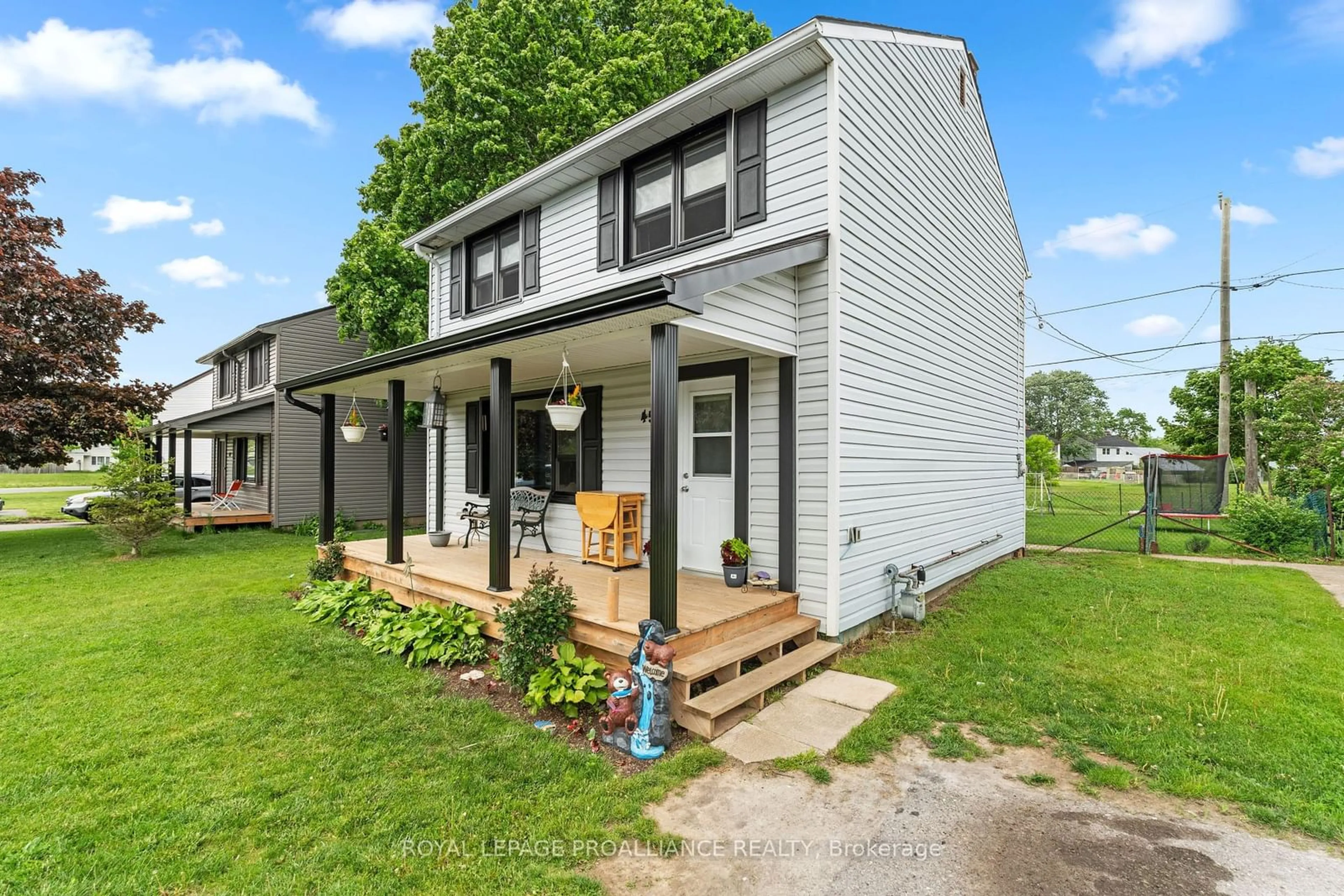 Home with vinyl exterior material, street for 45 Diver Belt Dr, Prince Edward County Ontario K0K 2T0