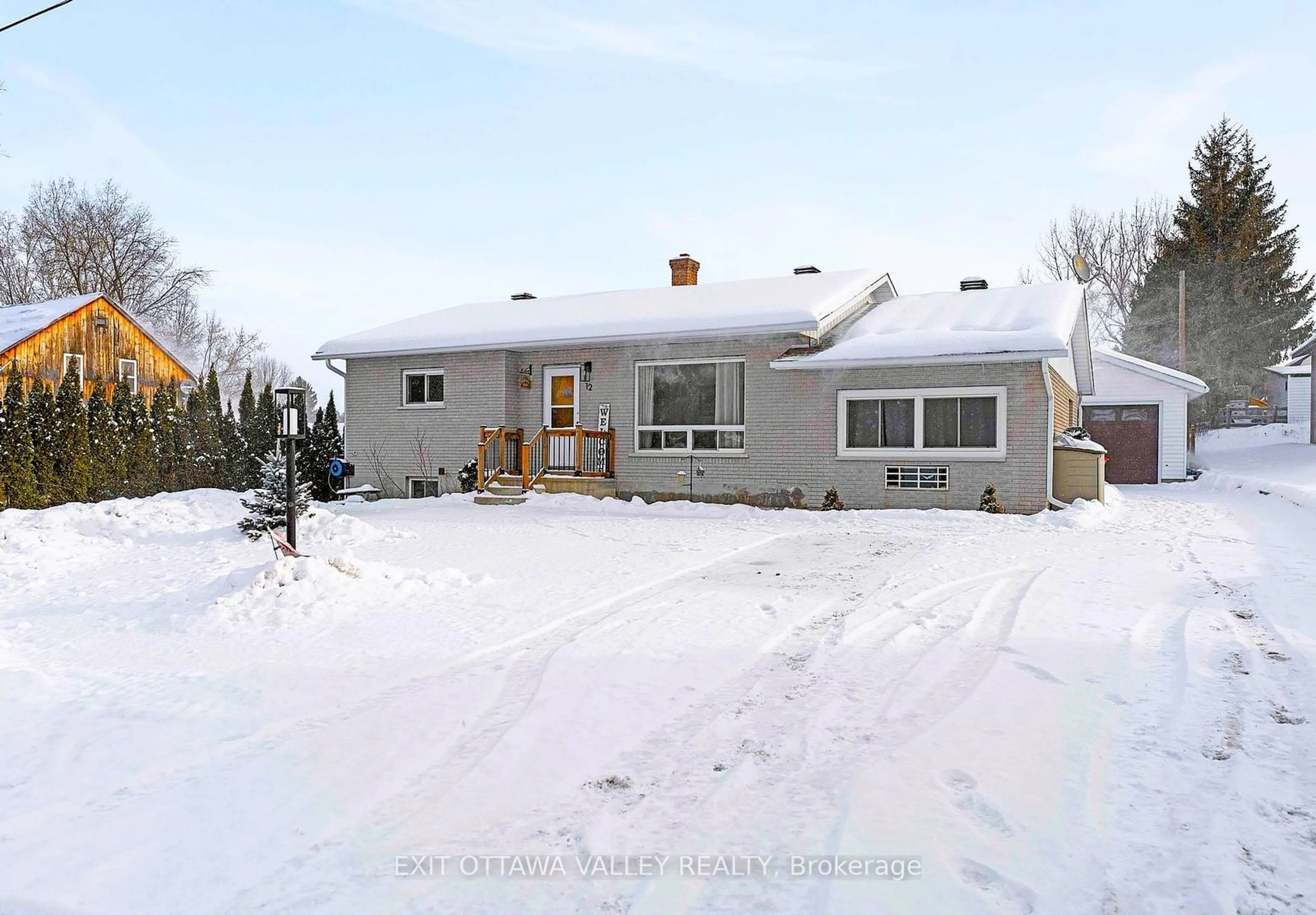 A pic from outside/outdoor area/front of a property/back of a property/a pic from drone, street for 12 Lisk St, Killaloe, Hagarty and Richards Ontario K0J 2A0