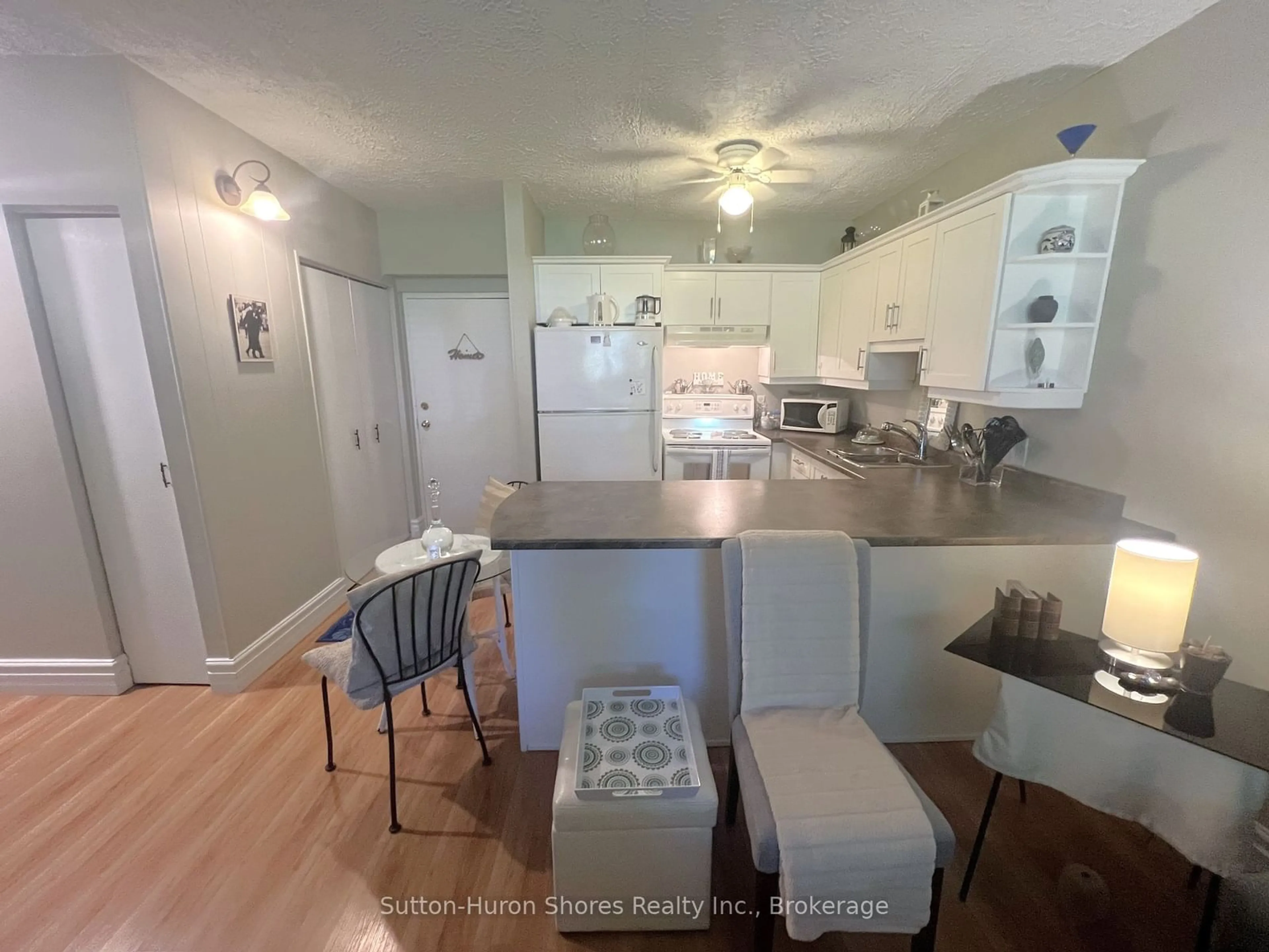 Open concept kitchen, unknown for 229 ADELAIDE St #114, Saugeen Shores Ontario N0H 2L0