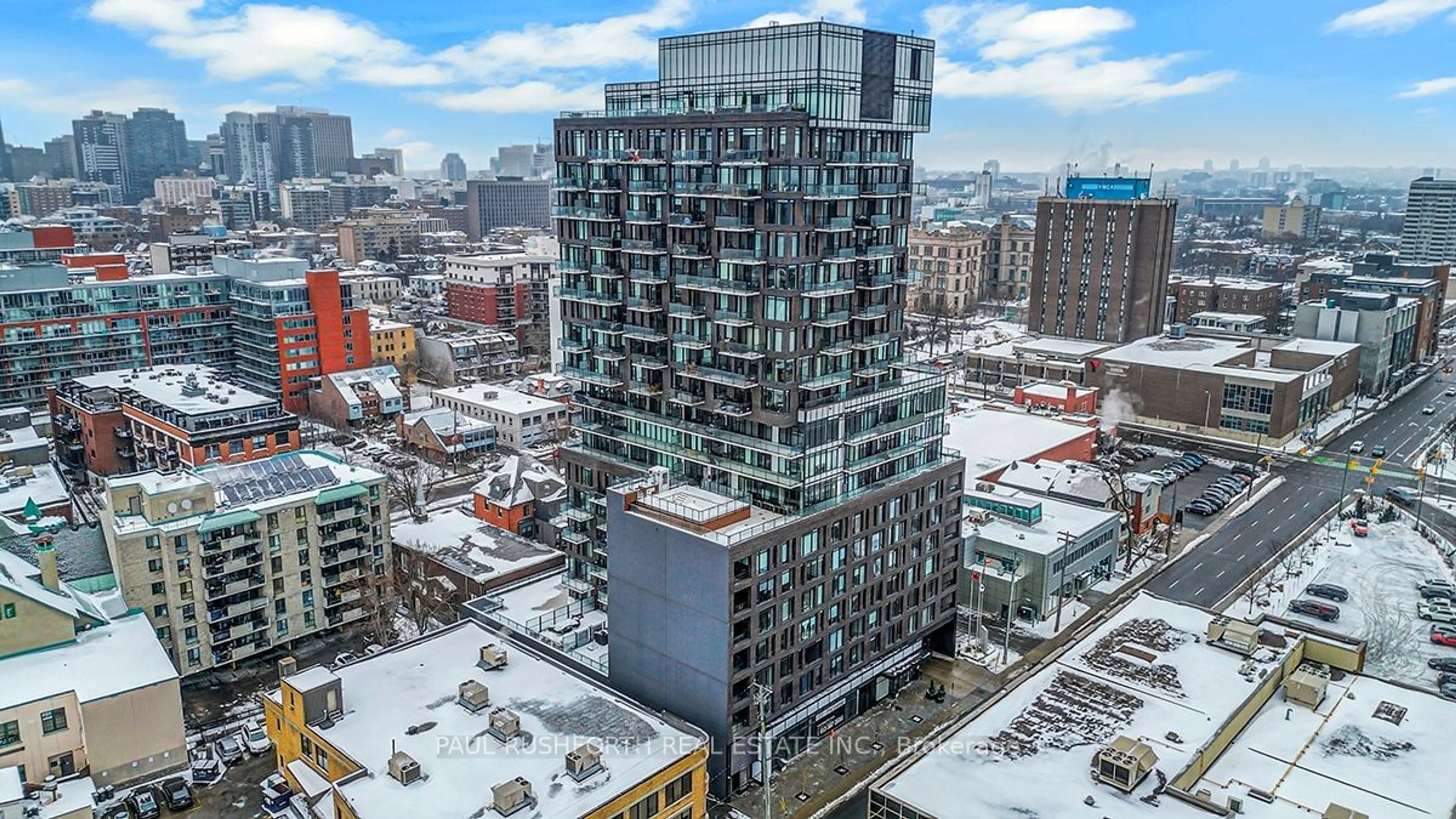 A pic from outside/outdoor area/front of a property/back of a property/a pic from drone, city buildings view from balcony for 203 Catherine St #206, Ottawa Ontario K2P 1J5