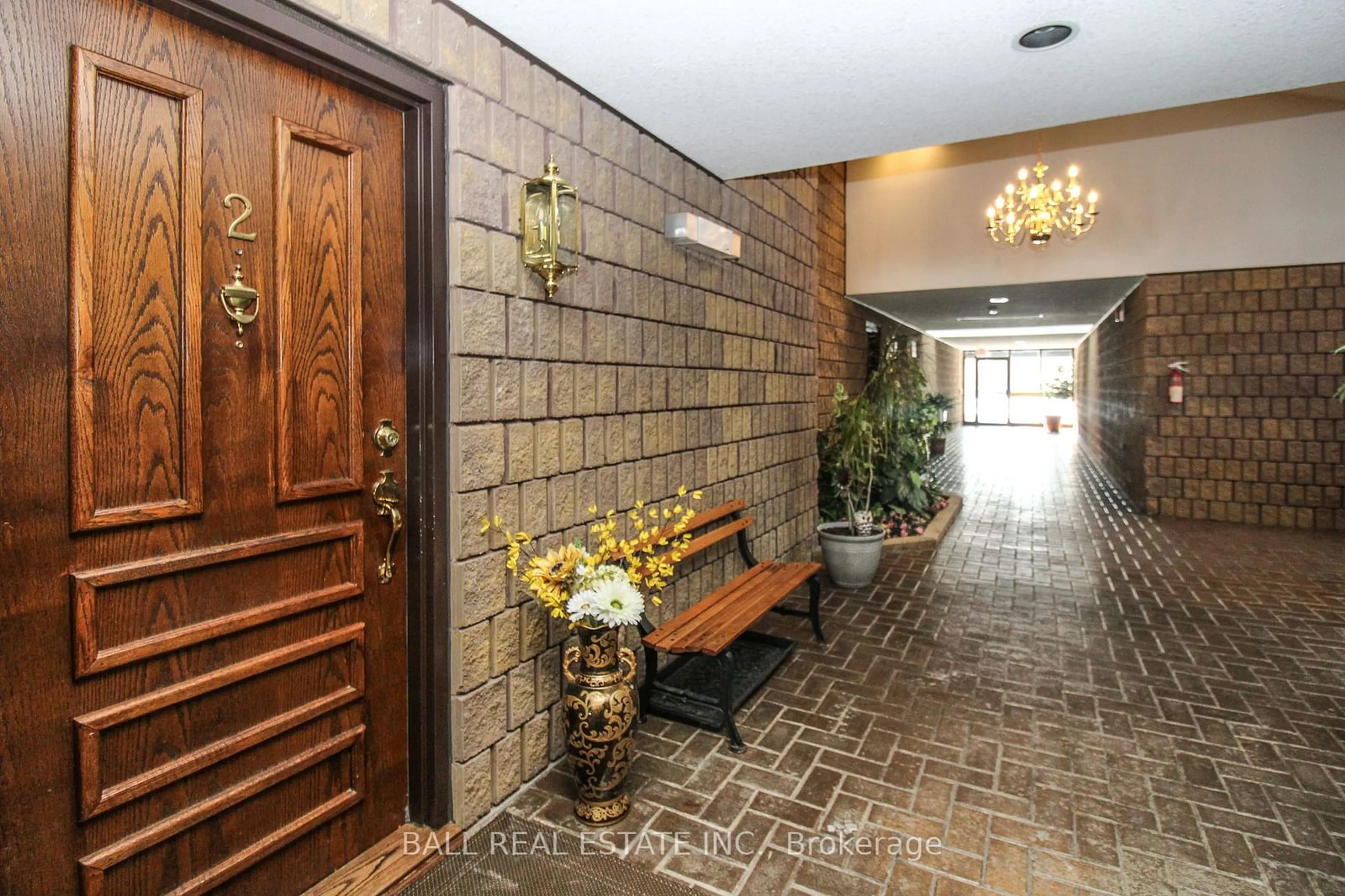 Indoor foyer for 3 Paddock Wood ##2, Peterborough Ontario K9H 7H2