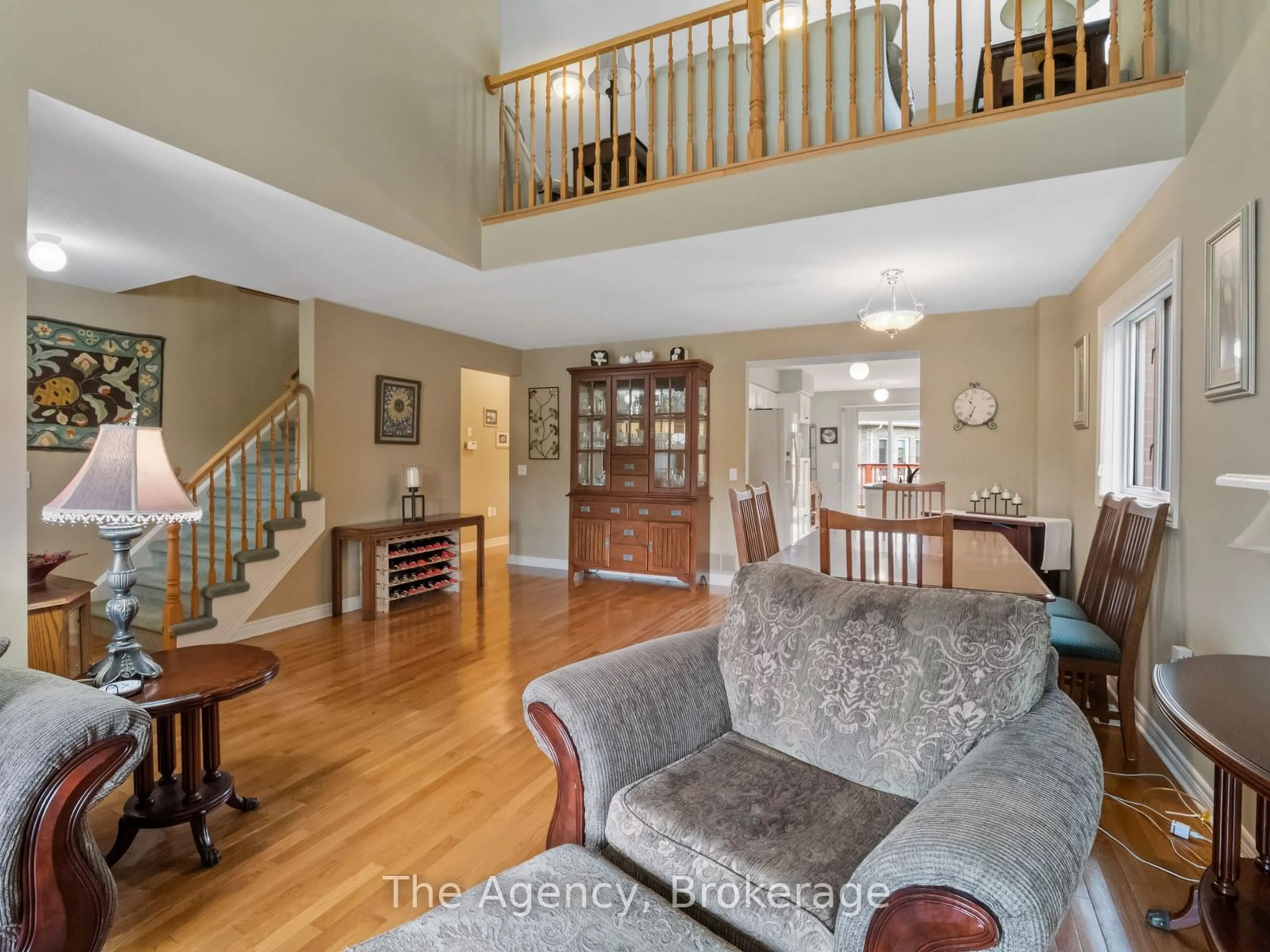 Indoor foyer for 3919 Durban Lane, Lincoln Ontario L0R 2C0