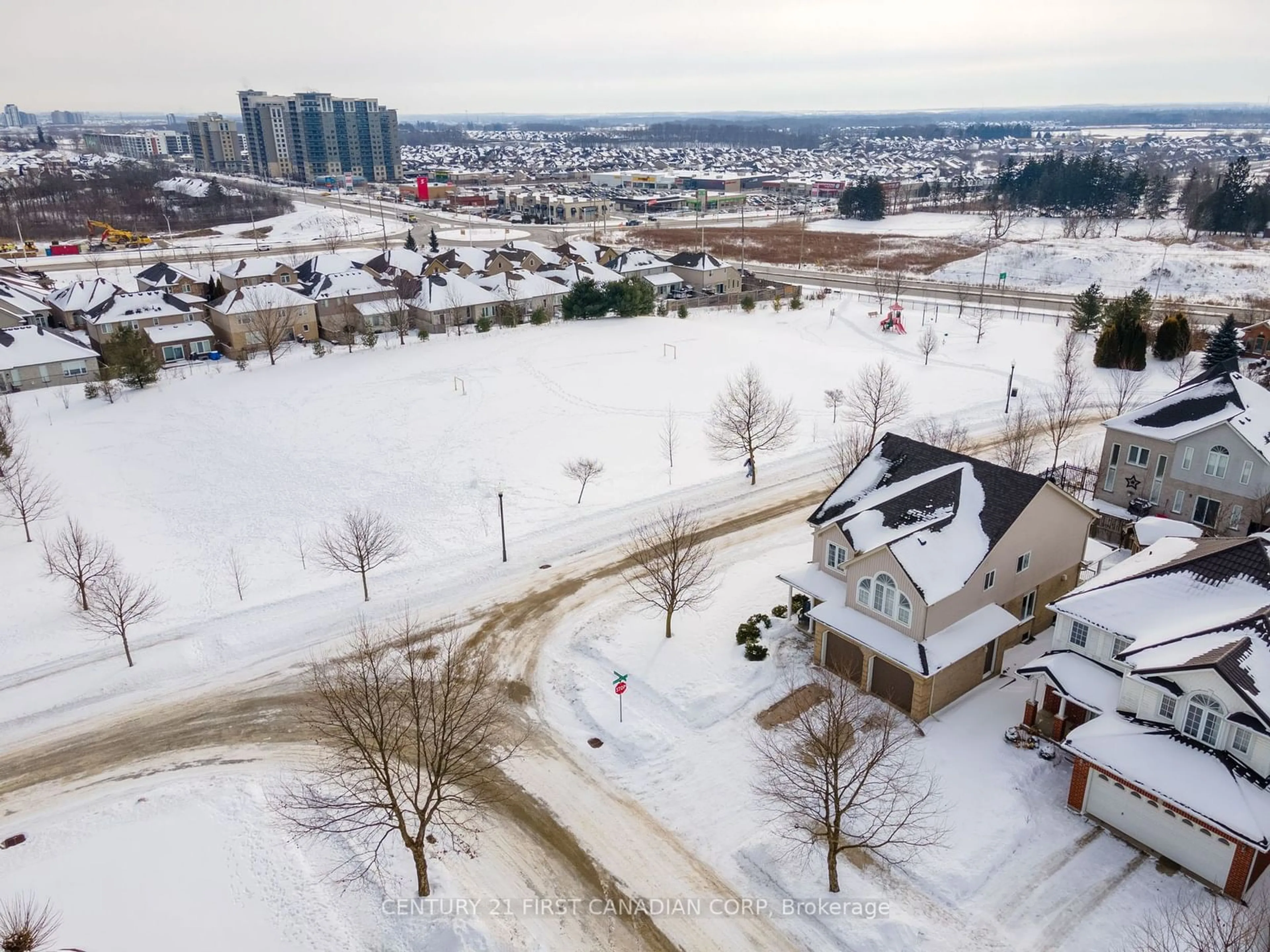 A pic from outside/outdoor area/front of a property/back of a property/a pic from drone, unknown for 941 Cherryhaven Dr, London Ontario N6K 4B1