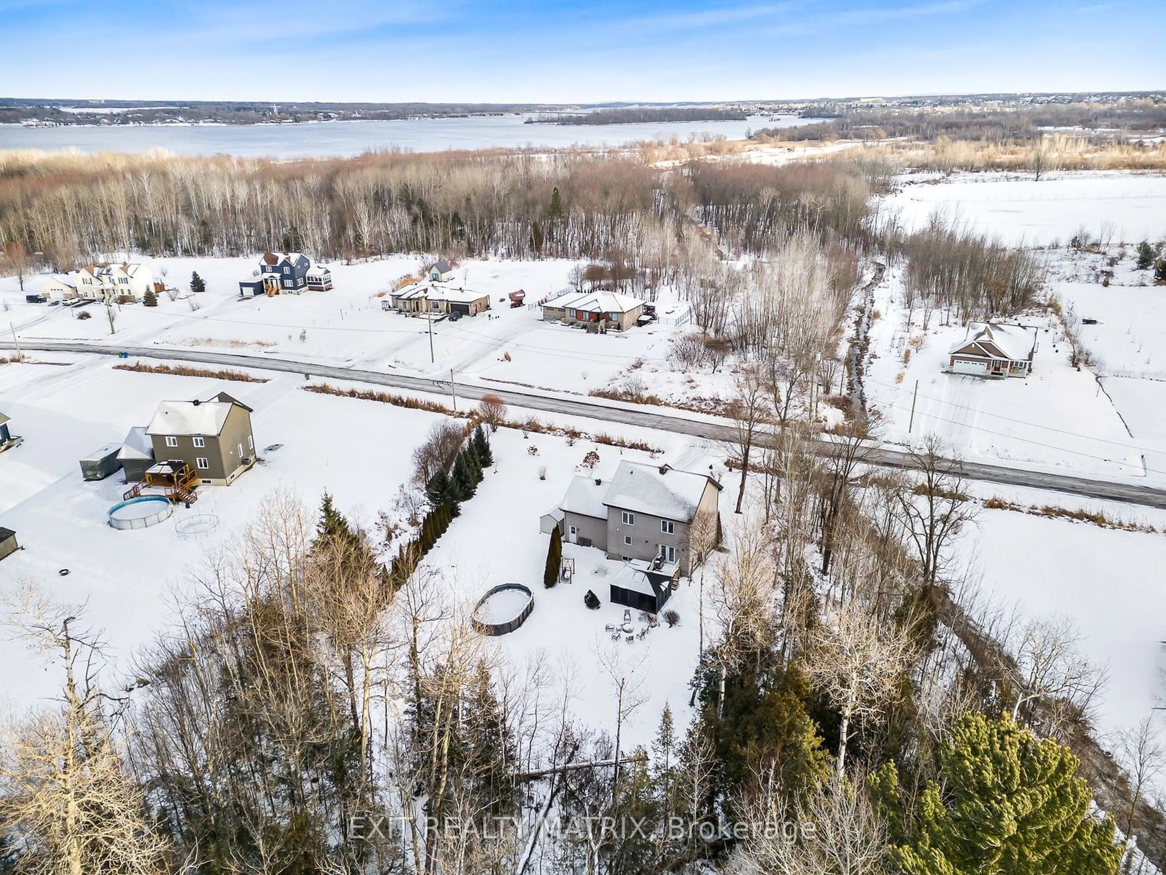 A pic from outside/outdoor area/front of a property/back of a property/a pic from drone, water/lake/river/ocean view for 771 Du Bercail St, Champlain Ontario K0B 1K0