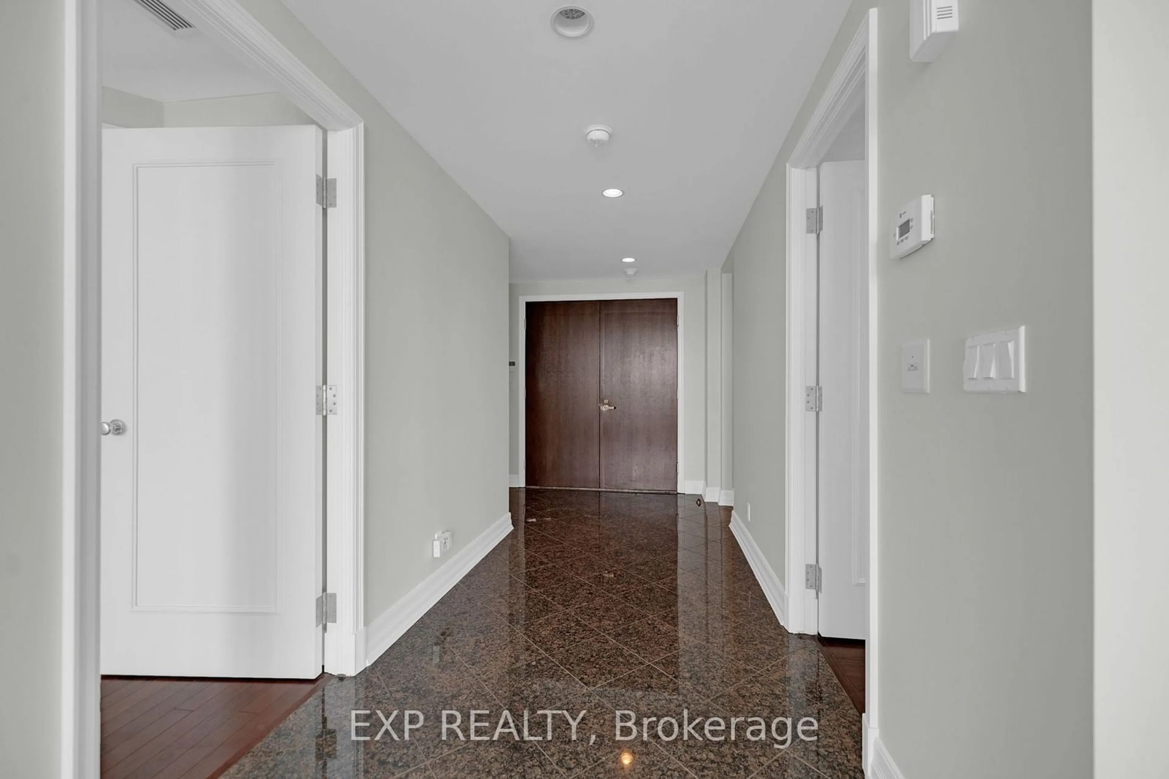 Indoor entryway for 3580 RIVERGATE Way #1502, Hunt Club - Windsor Park Village and Area Ontario K1V 1V5