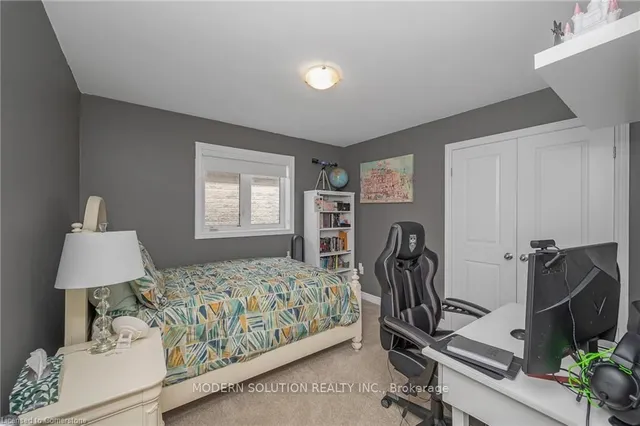 Additional property image - 142 IRWIN Ave