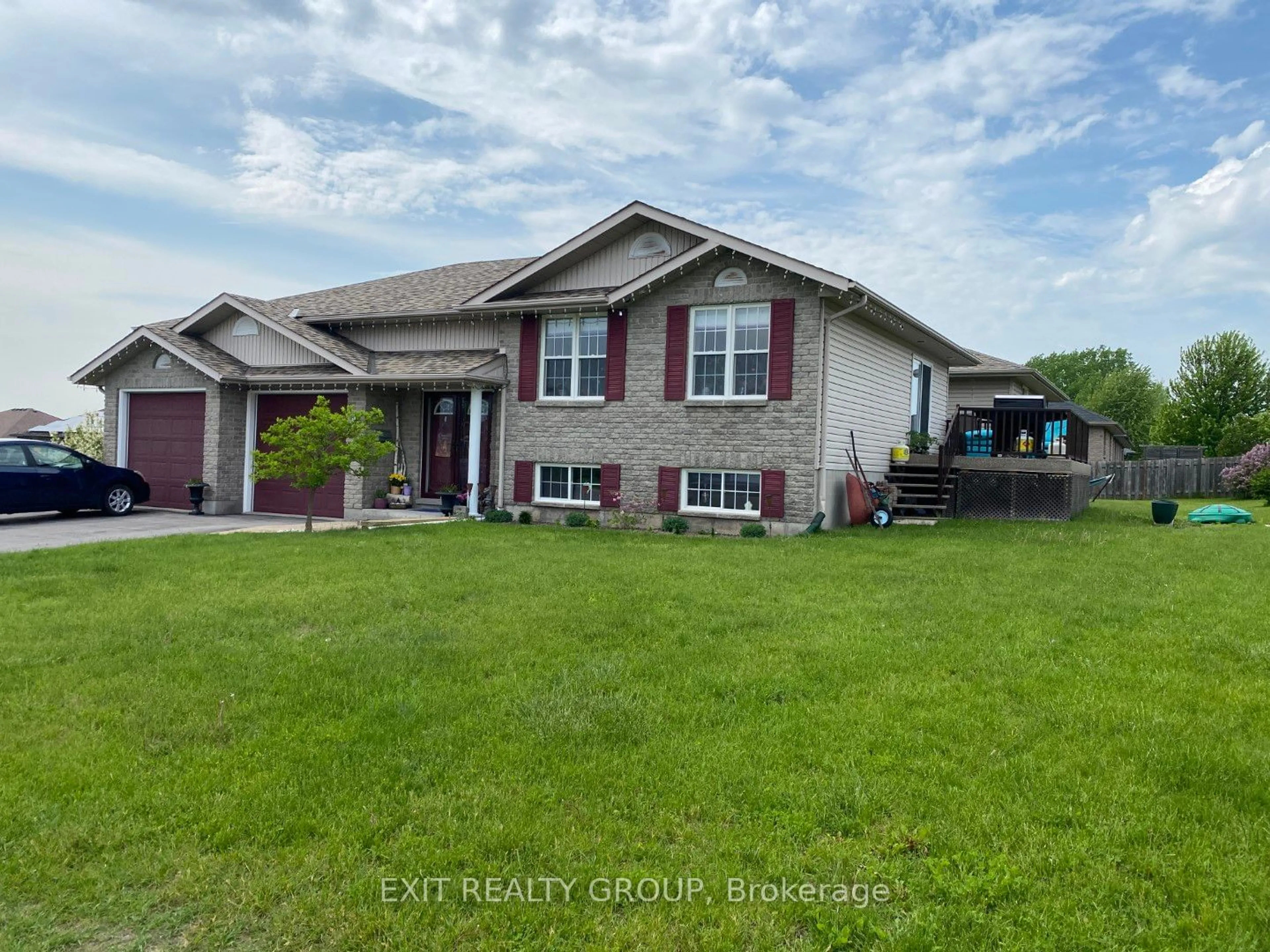 A pic from outside/outdoor area/front of a property/back of a property/a pic from drone, water/lake/river/ocean view for 27 Belvedere Rd, Quinte West Ontario K8V 4A9