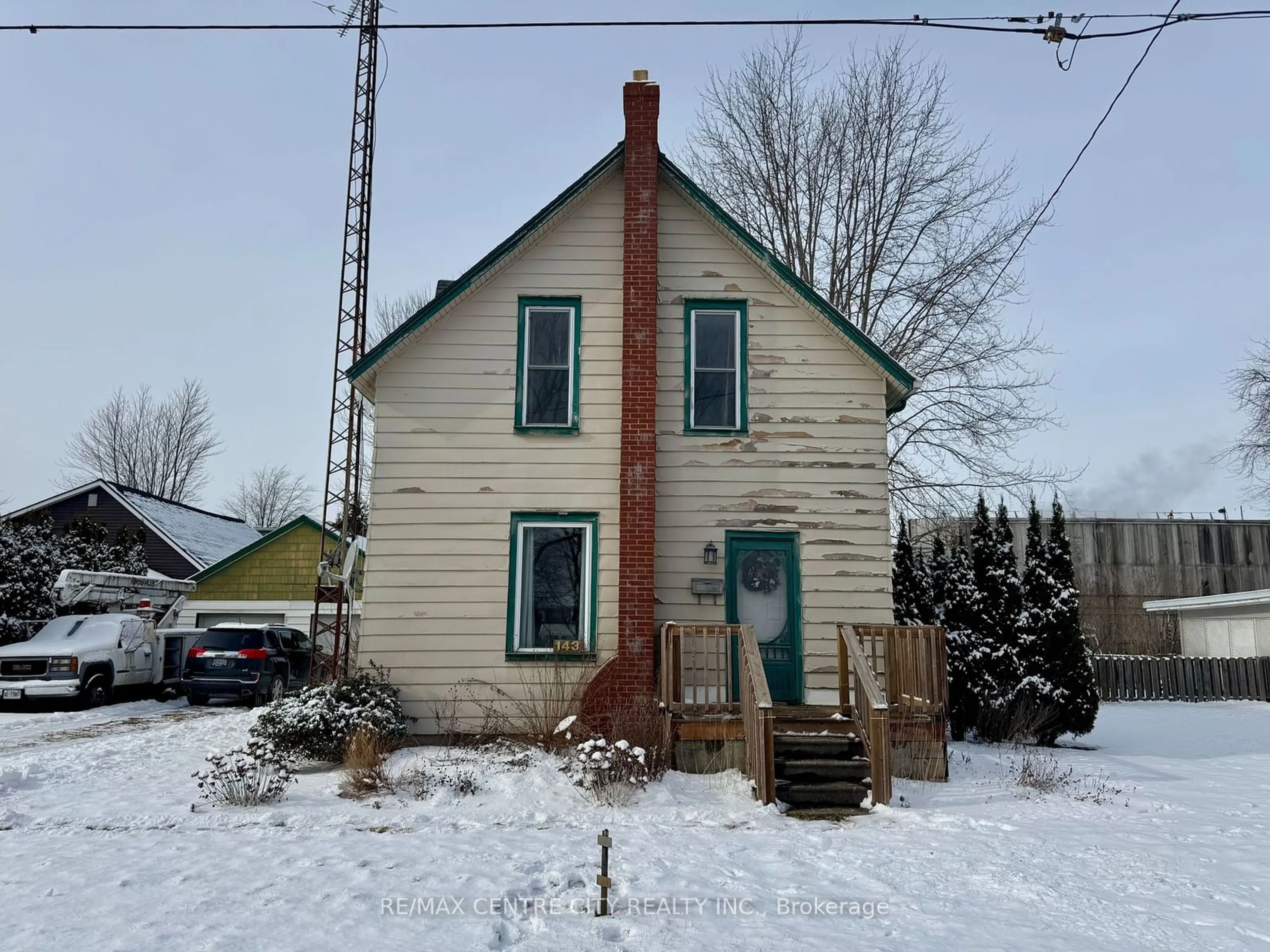 Shed for 143 Chestnut St, West Elgin Ontario N0L 2P0