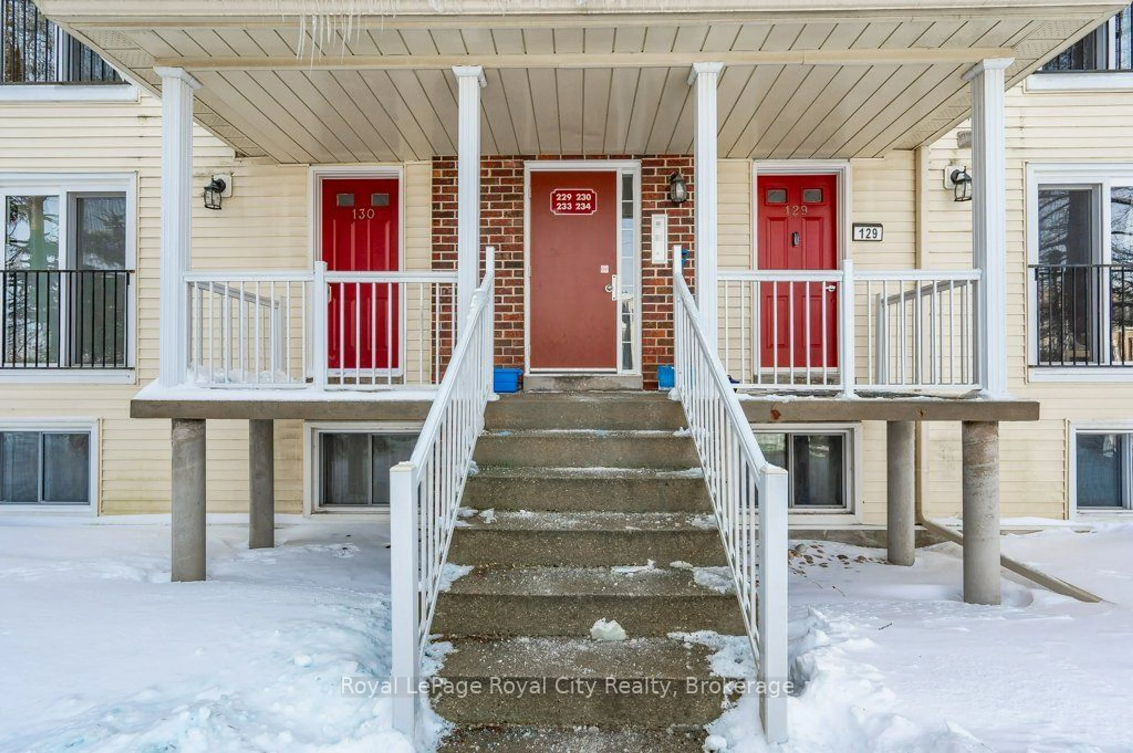 Indoor entryway for 460 Janefield Ave #229, Guelph Ontario N1G 4R8