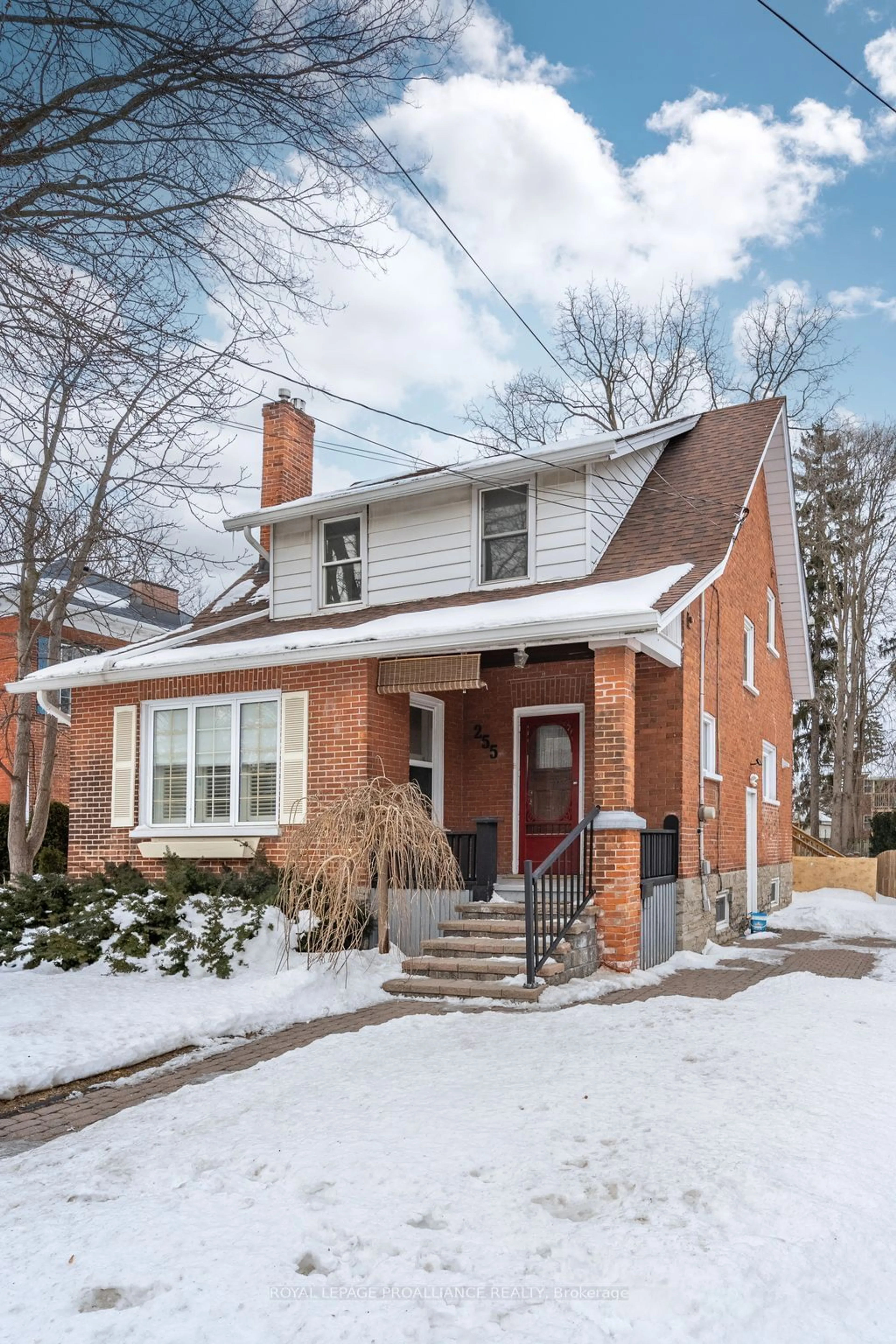 Home with brick exterior material, street for 255 Charles St, Belleville Ontario K8N 3M6