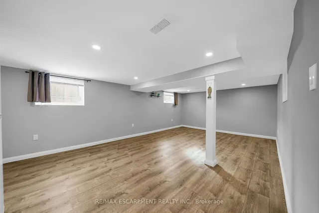 Additional property image - 410 Crockett St