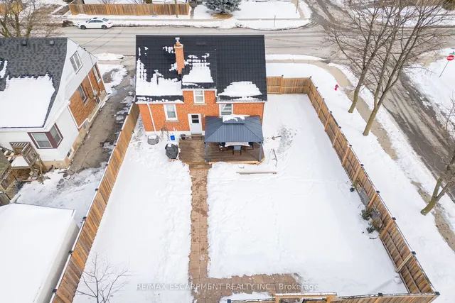 Additional property image - 410 Crockett St
