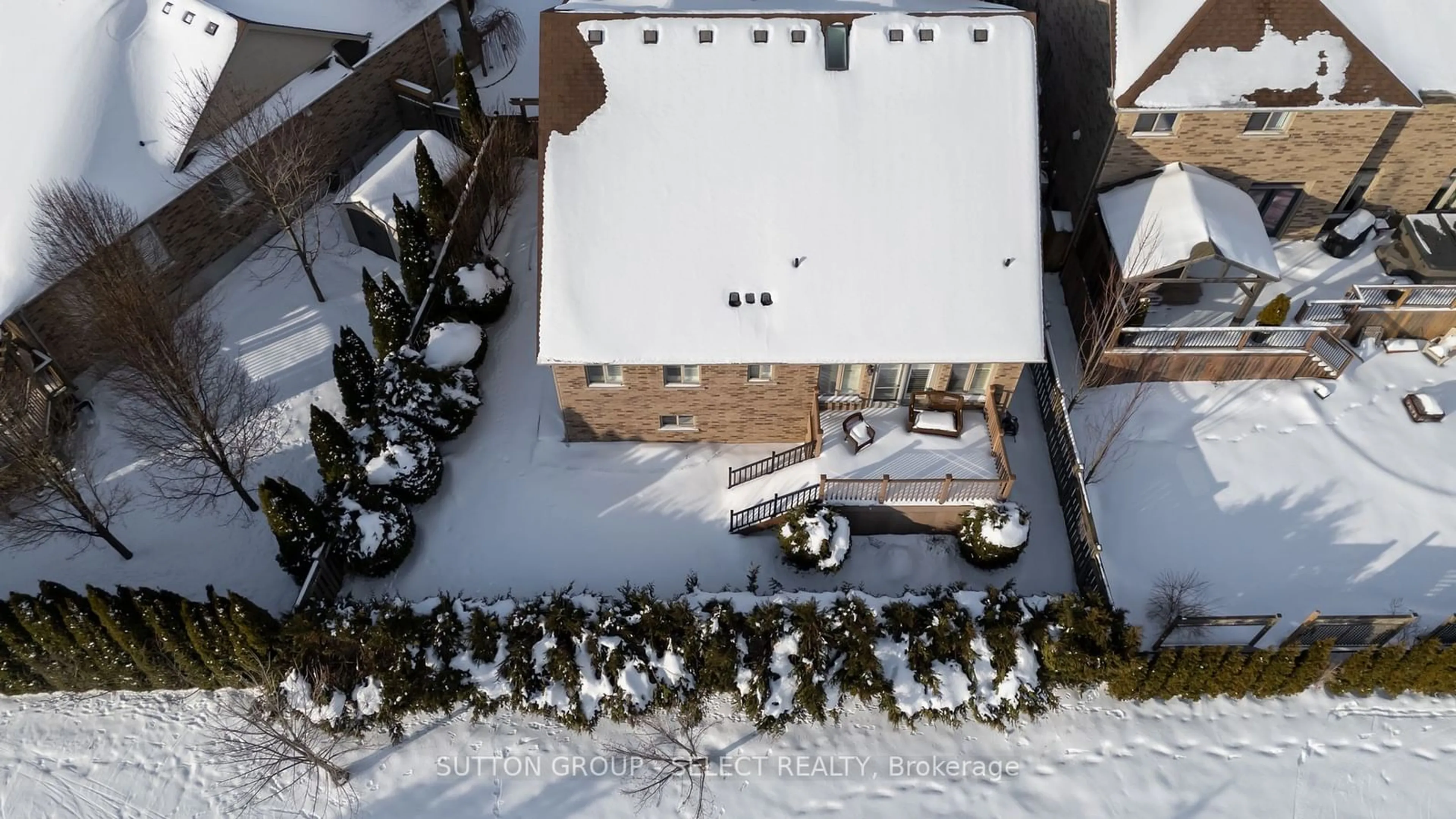 A pic from outside/outdoor area/front of a property/back of a property/a pic from drone, building for 149 Dingle Pl, London Ontario N5X 0B8