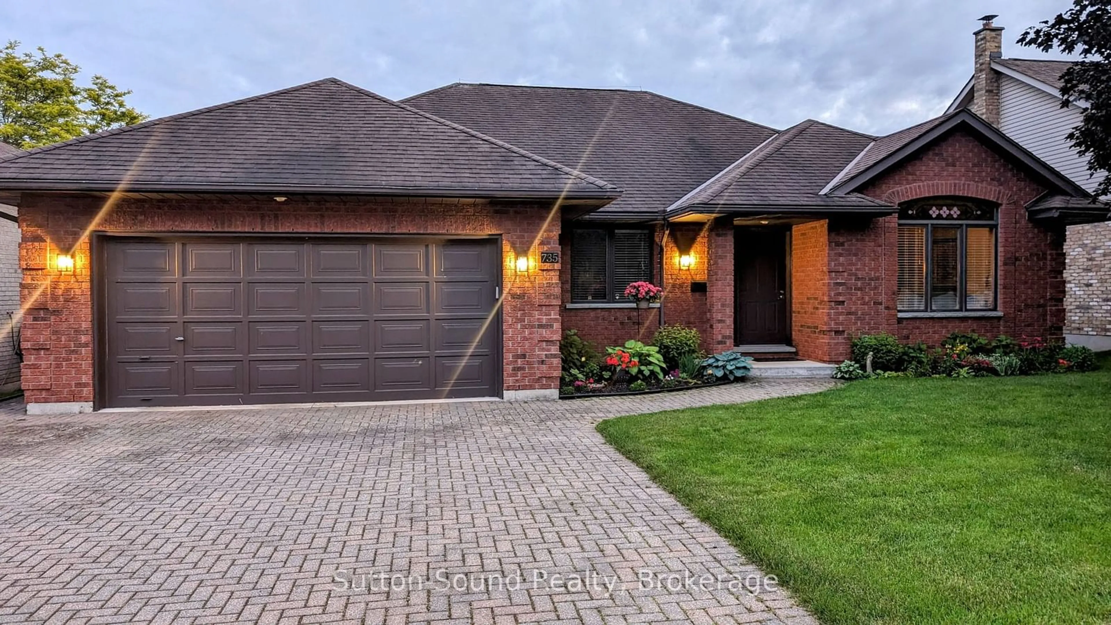 Home with brick exterior material, street for 735 15th St. A West St, Owen Sound Ontario N4K 6V7