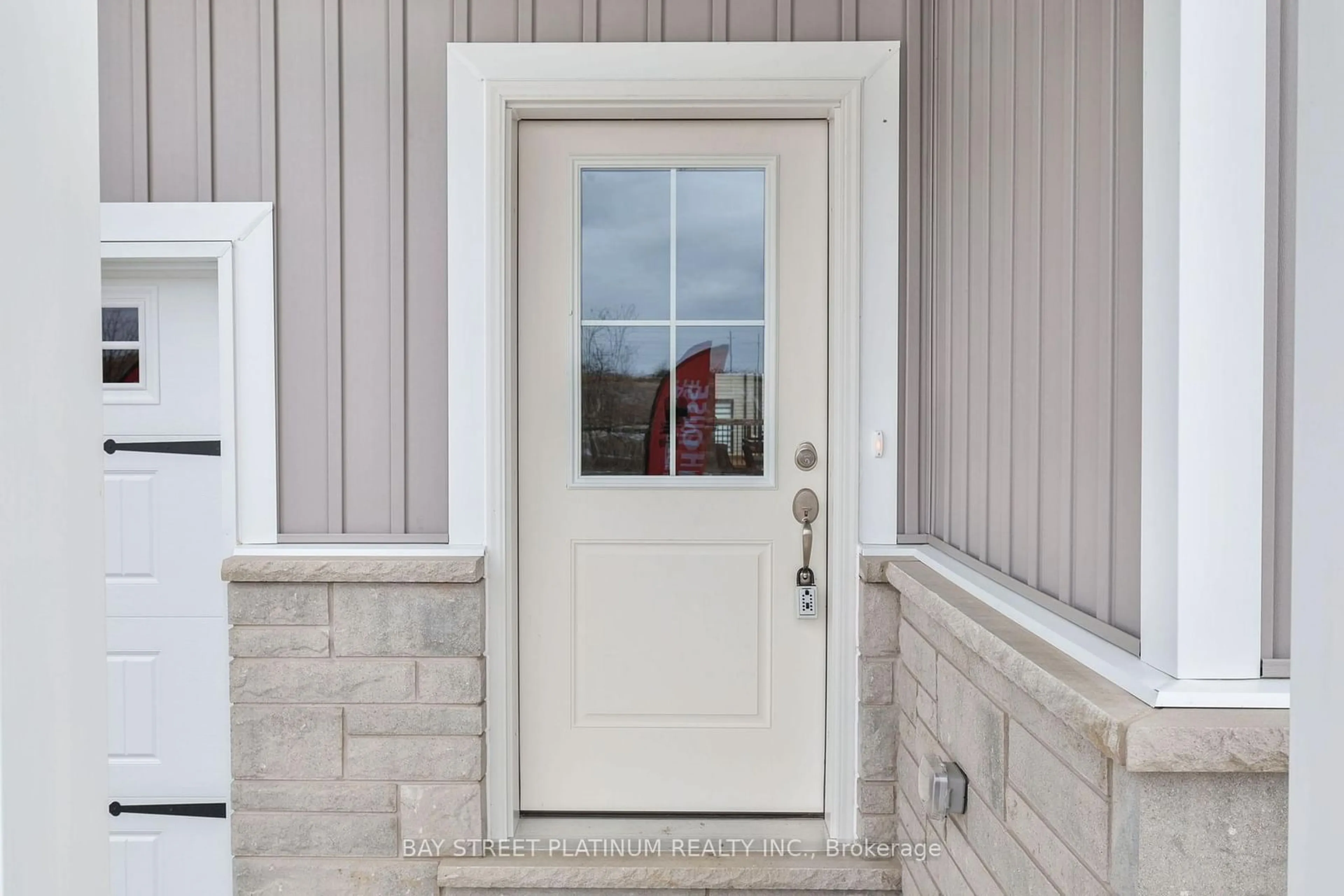 Unknown for 53 MONTROSE Tr, Welland Ontario L3C 0K5