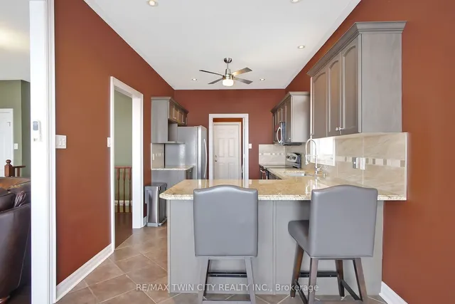 Additional property image - 330 Pine Valley Dr