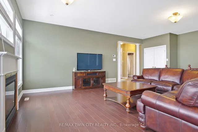 Additional property image - 330 Pine Valley Dr