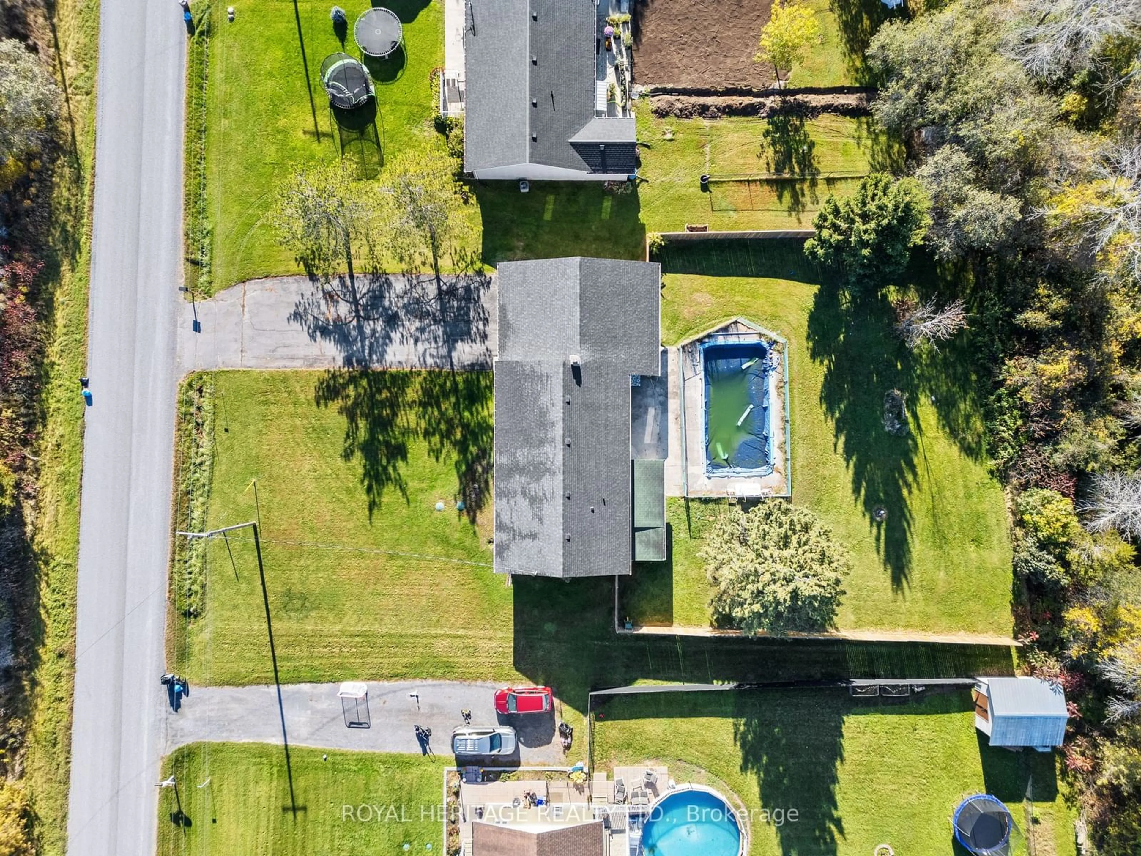 A pic from outside/outdoor area/front of a property/back of a property/a pic from drone, street for 410 Old Hamburg Rd, Greater Napanee Ontario K7R 3K7