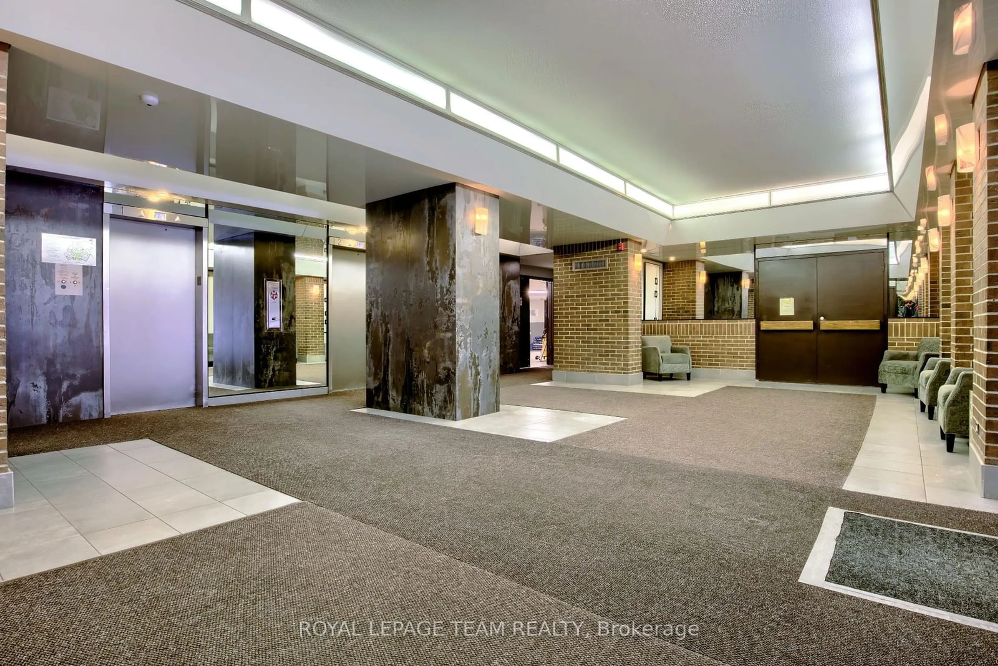 Lobby for 1380 Prince Of Wales Dr #2504, Mooneys Bay - Carleton Heights and Area Ontario K2C 3N5