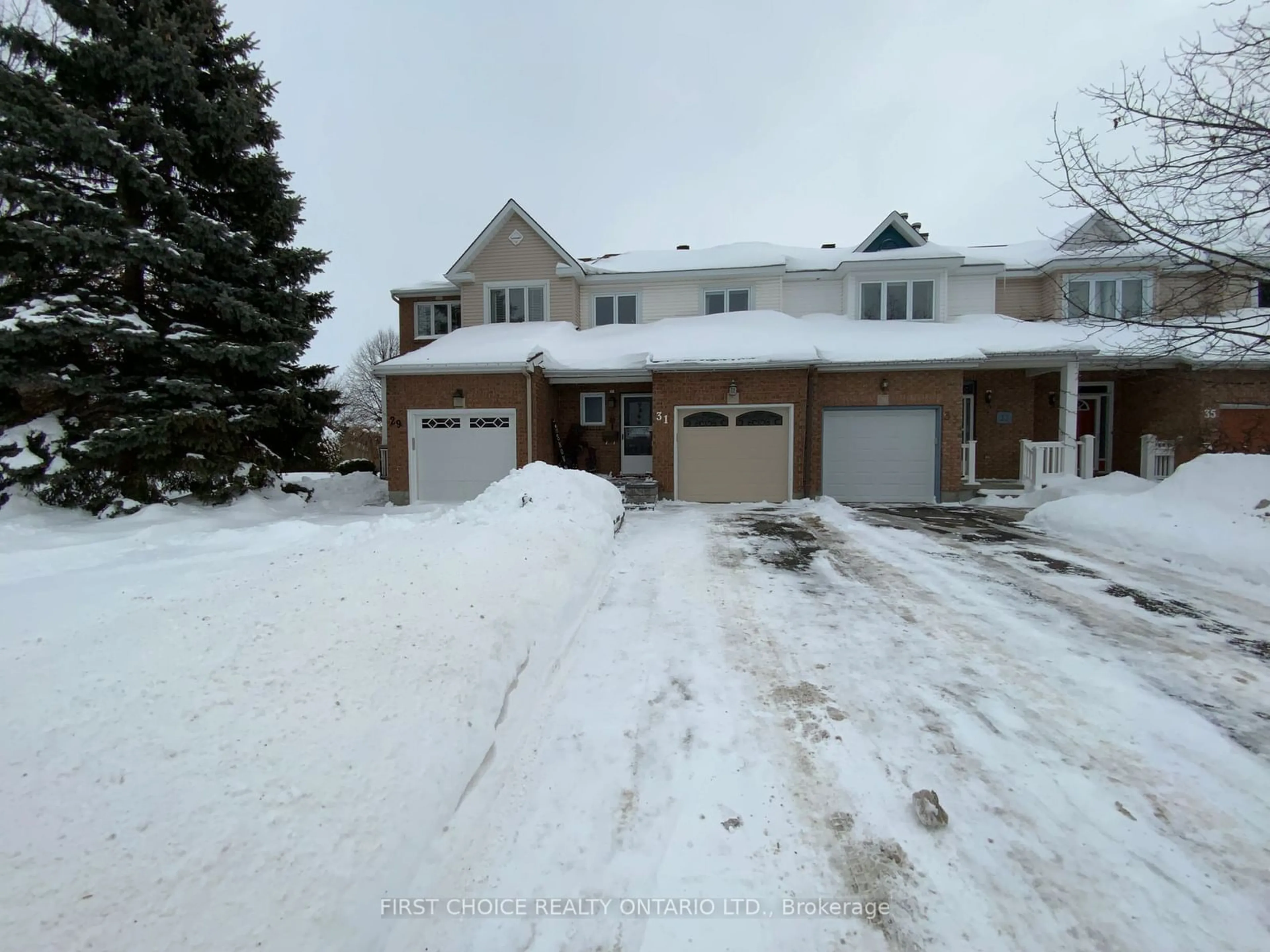 A pic from outside/outdoor area/front of a property/back of a property/a pic from drone, street for 31 Astoria Cres, Barrhaven Ontario K2G 6E6