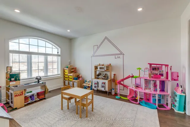 Additional property image - 15 Pinehill Dr