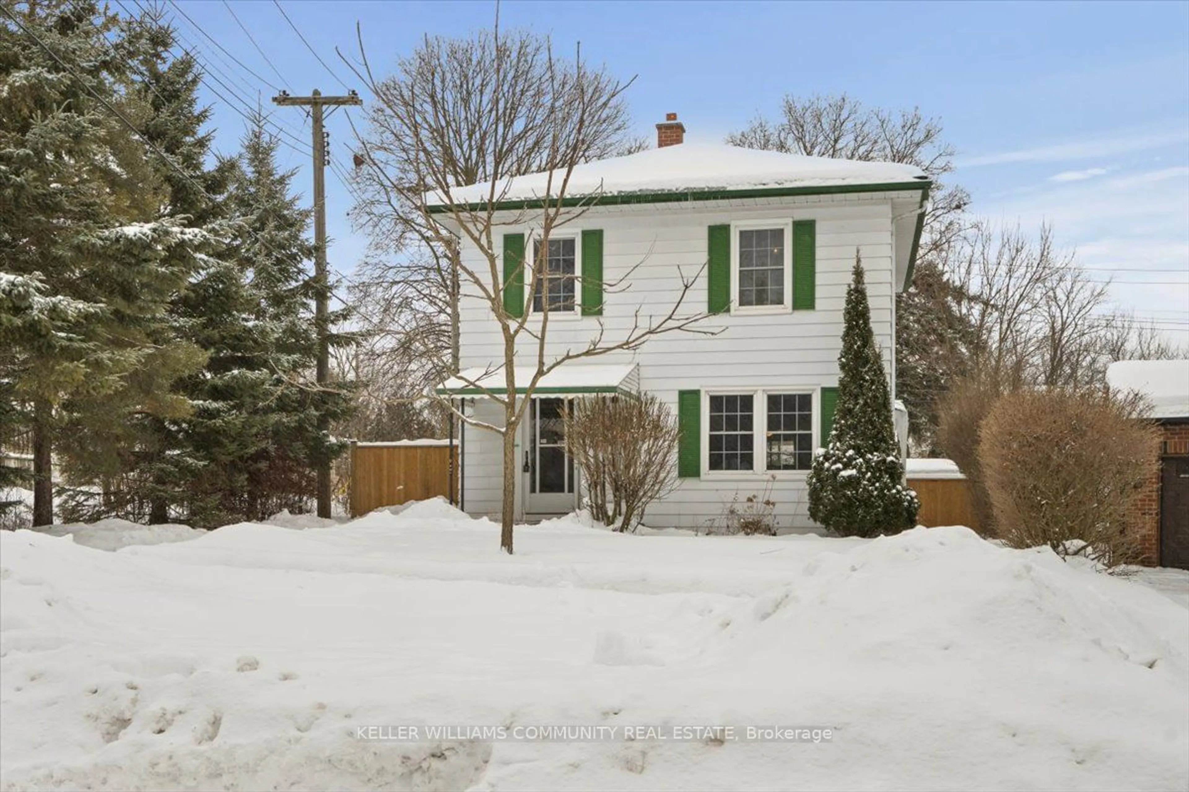 A pic from outside/outdoor area/front of a property/back of a property/a pic from drone, street for 301 Aberdeen Ave, Peterborough Ontario K9H 4X3