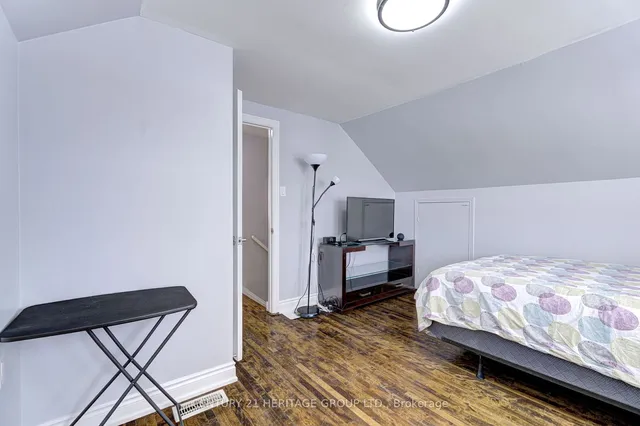Additional property image - 37 Selkirk Ave