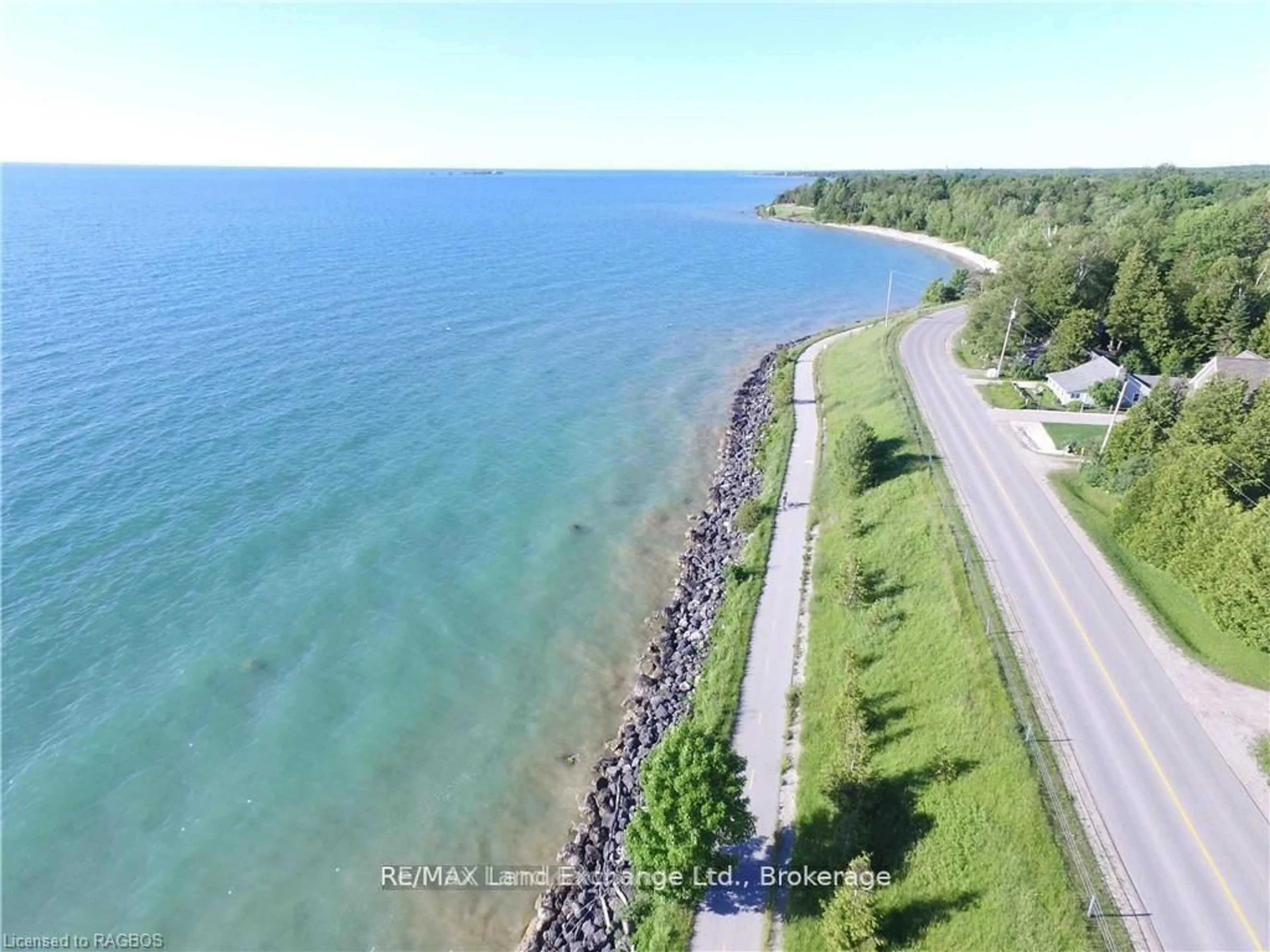 A pic from outside/outdoor area/front of a property/back of a property/a pic from drone, water/lake/river/ocean view for 98 NORTH SHORE Rd, Saugeen Shores Ontario N0H 2C6