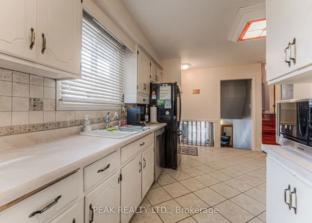 Additional property image - 93 Uxbridge Cres