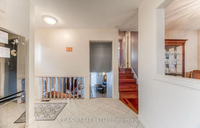 Additional property image - 93 Uxbridge Cres
