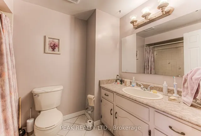Additional property image - 93 Uxbridge Cres