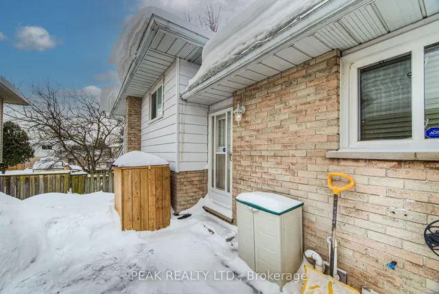 Additional property image - 93 Uxbridge Cres