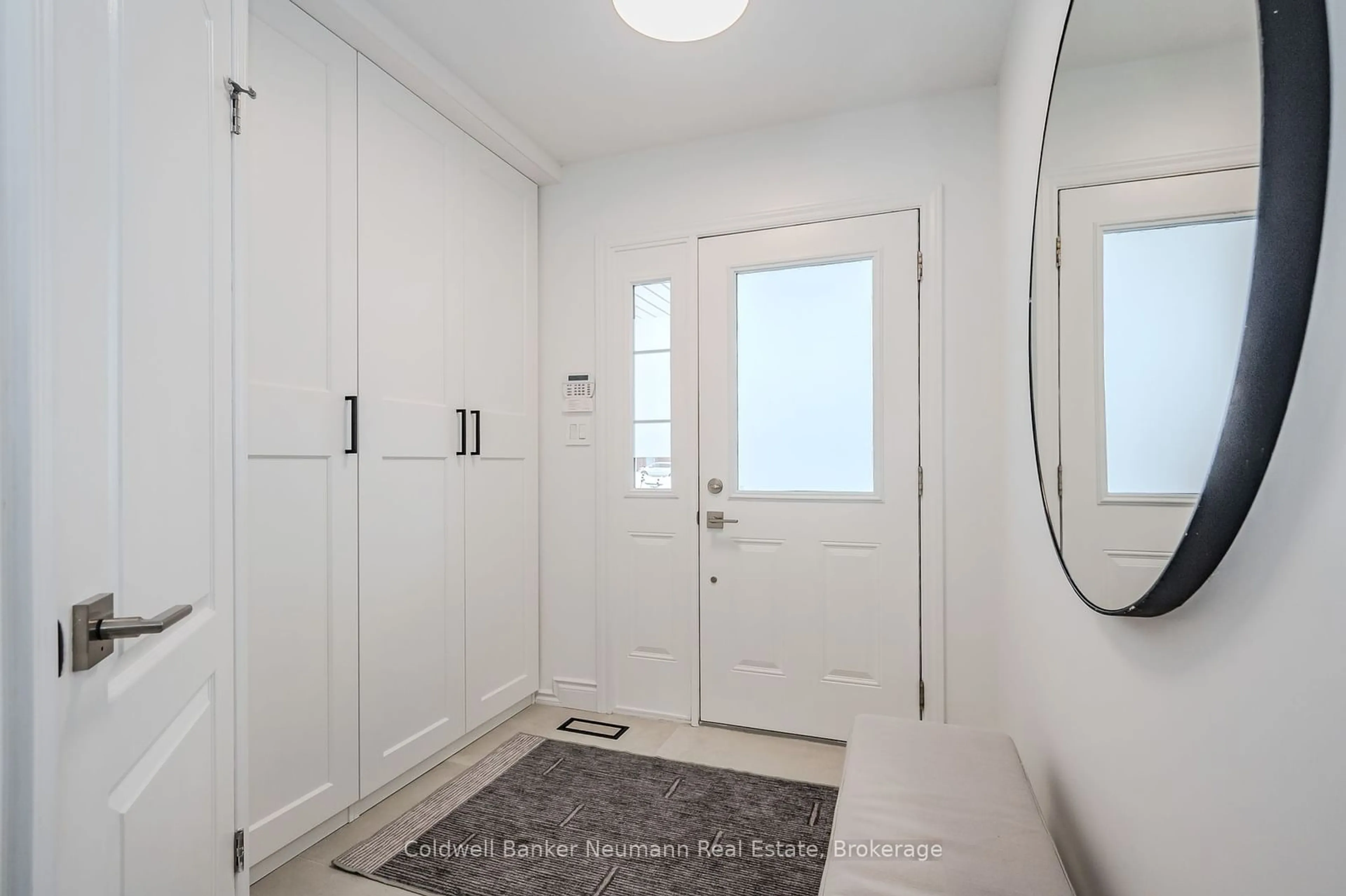 Indoor entryway for 28 Acker St, Guelph Ontario N1E 0G1