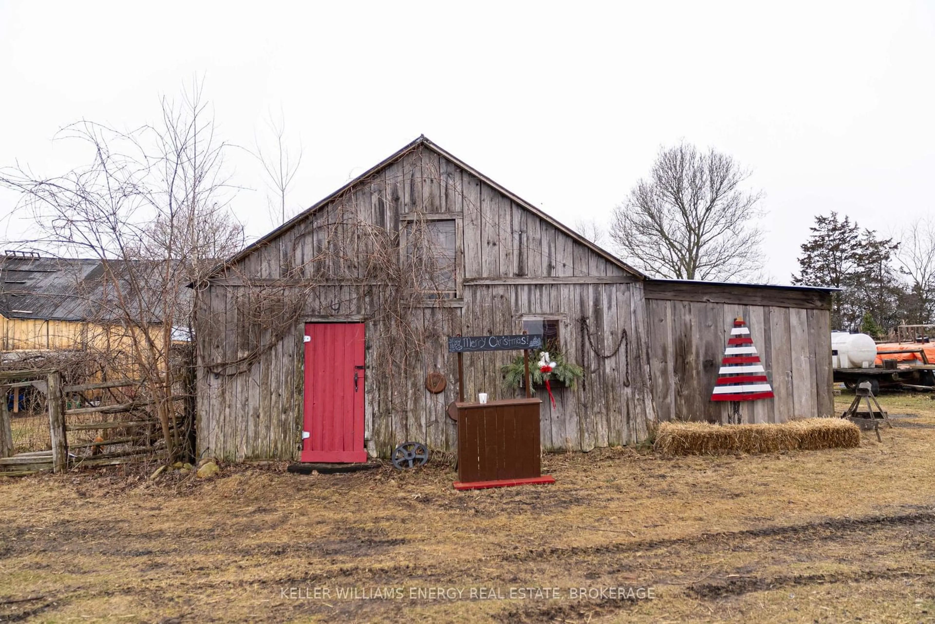 Shed for 7685 County 2 Rd, Greater Napanee Ontario K7R 3K6