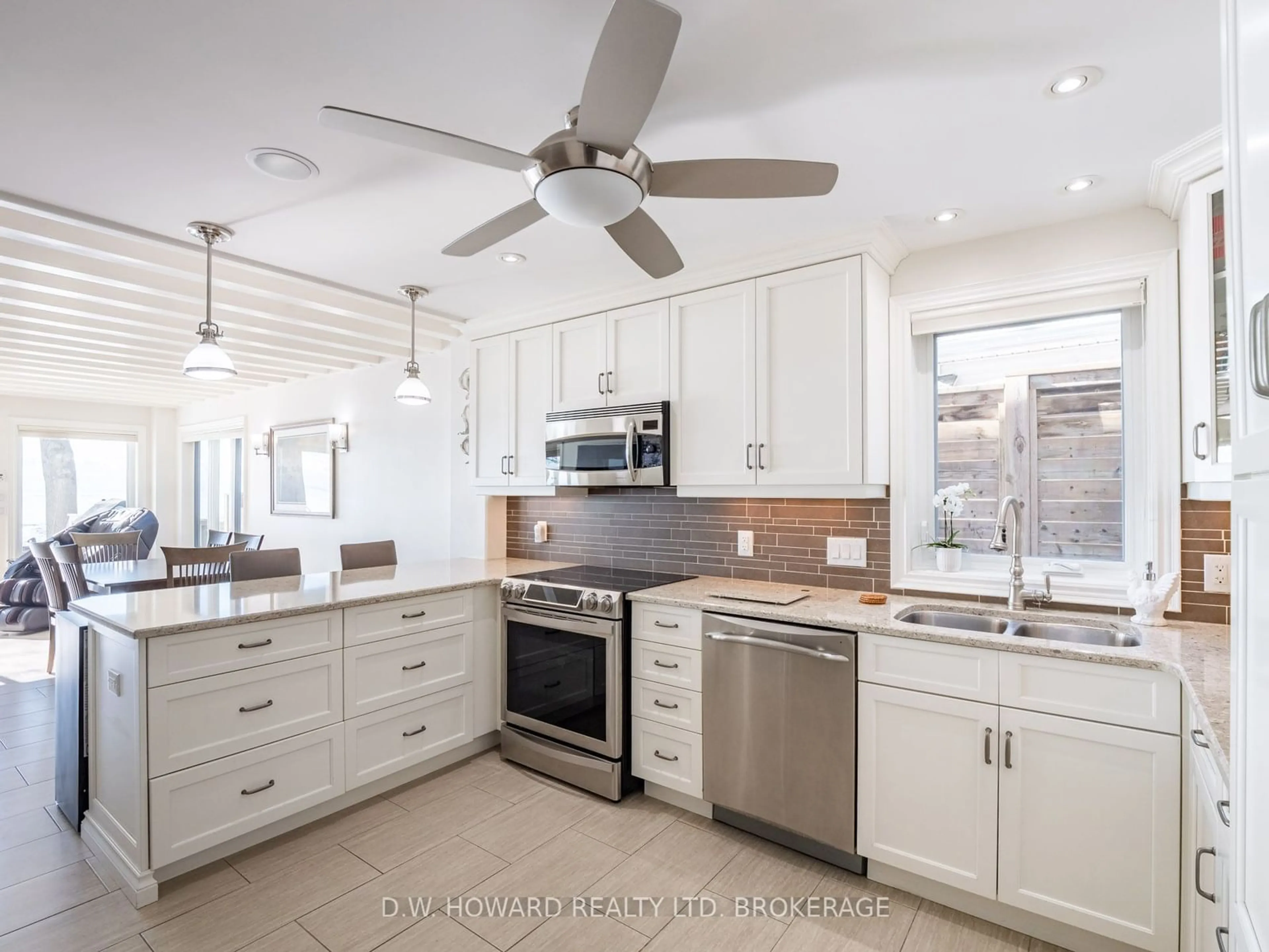 Open concept kitchen, ceramic/tile floor for 4115 Erie Rd, Fort Erie Ontario L0S 1B0
