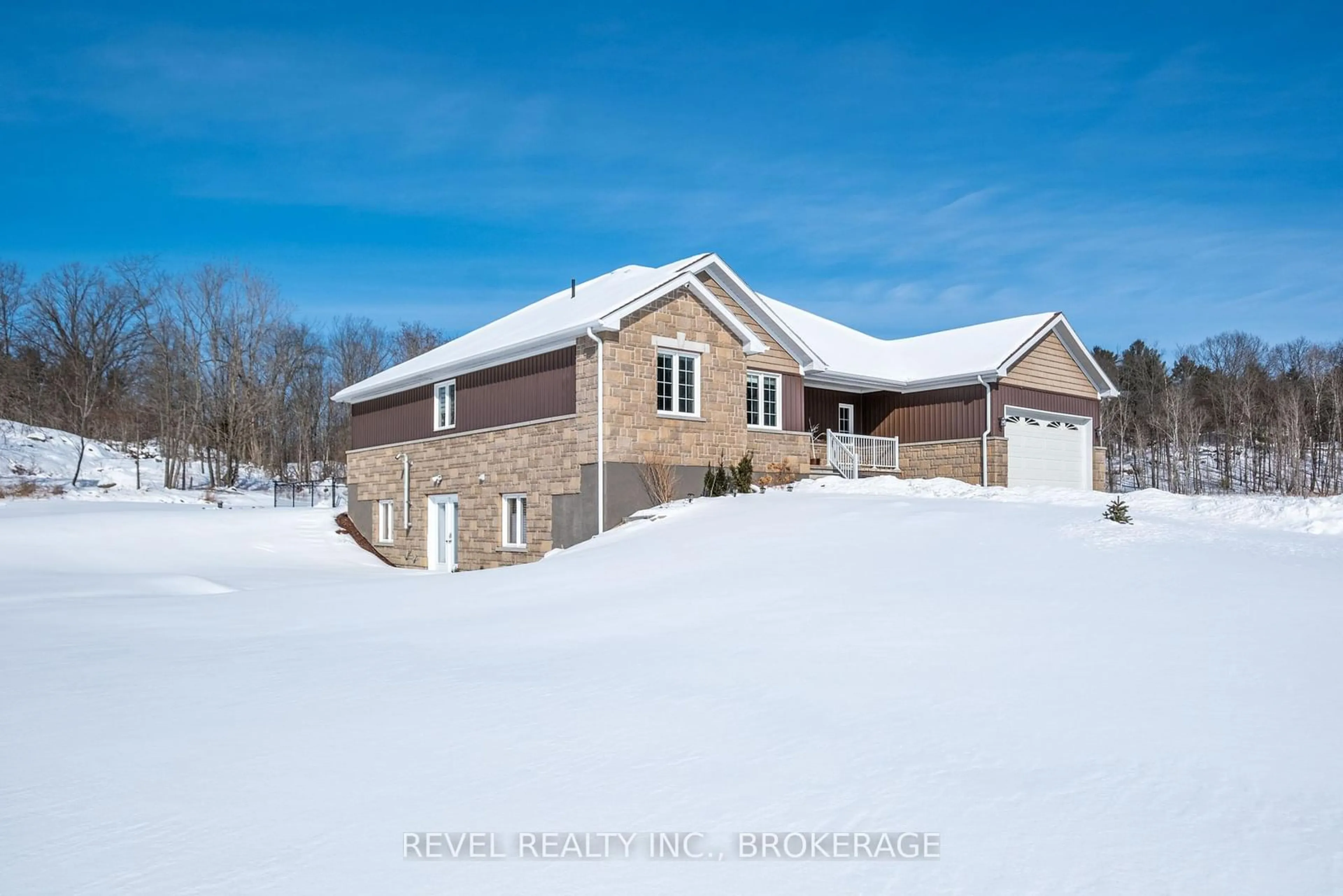 A pic from outside/outdoor area/front of a property/back of a property/a pic from drone, street for 2082 Burnt Hills Rd, South Frontenac Ontario K0H 1H0